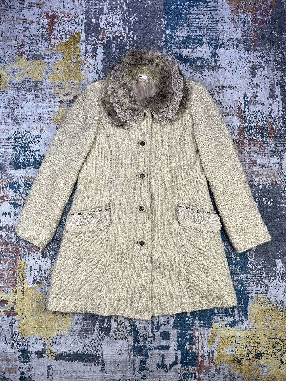 Japanese Brand Axes Femme Fur Collar Embroidered Tweed Coats Size L / US 10 / IT 46 - 1 Thumbnail
