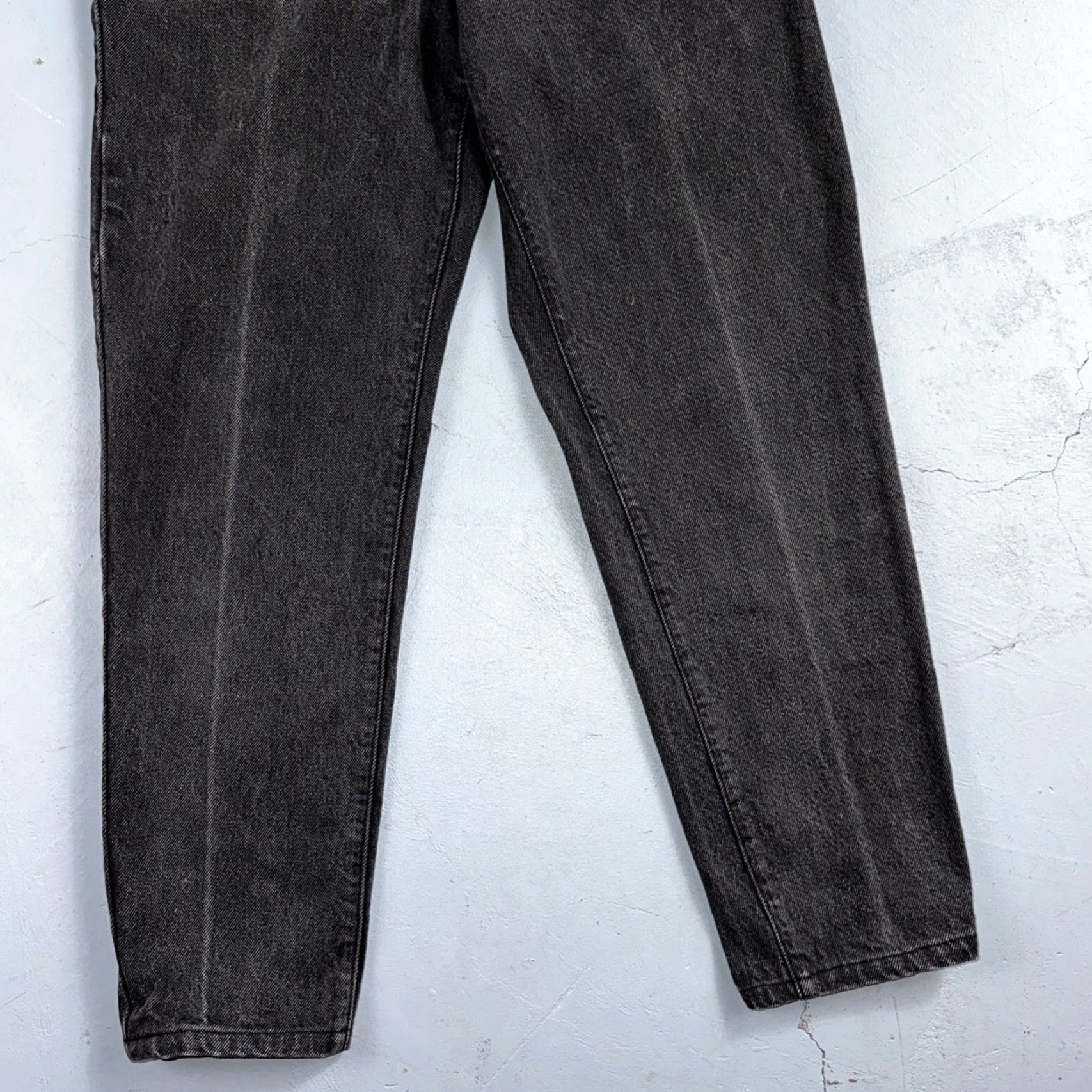 Levi's VINTAGE Levi's 501 Jeans Woman 27x26 Black Wash 90s USA Straight Leg Classic Fit 501 Series Size 27" / US 4 / IT 40 - 3 Thumbnail