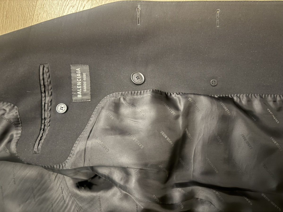 Balenciaga Balenciaga Spring 23 runway blazer Size 38R - 8 Thumbnail