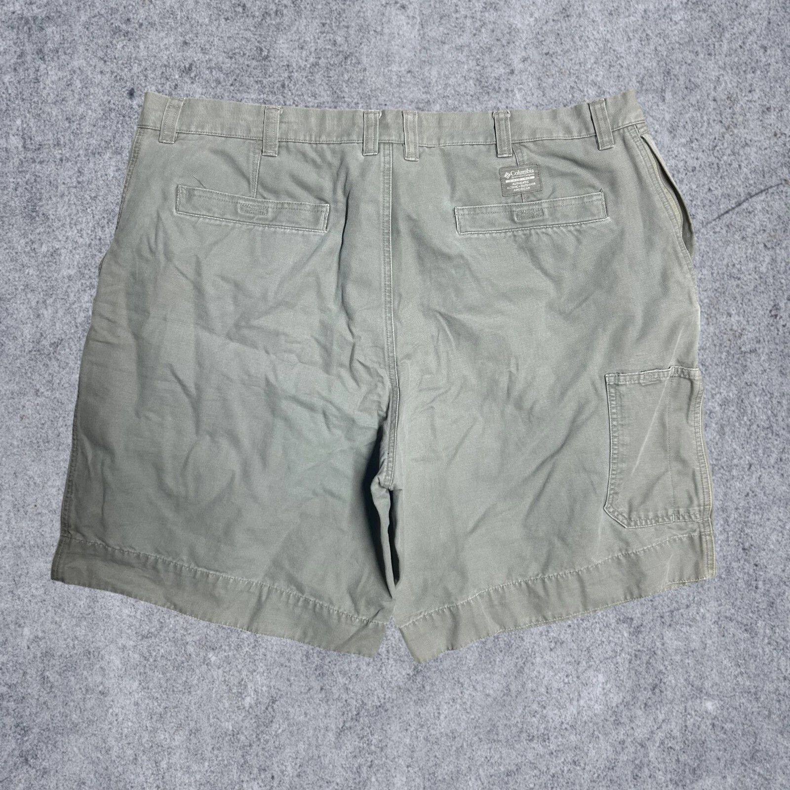 Columbia Columbia Fishing Cargo Short Green Mens 42 Gray Size US 42 / EU 58 - 1 Thumbnail