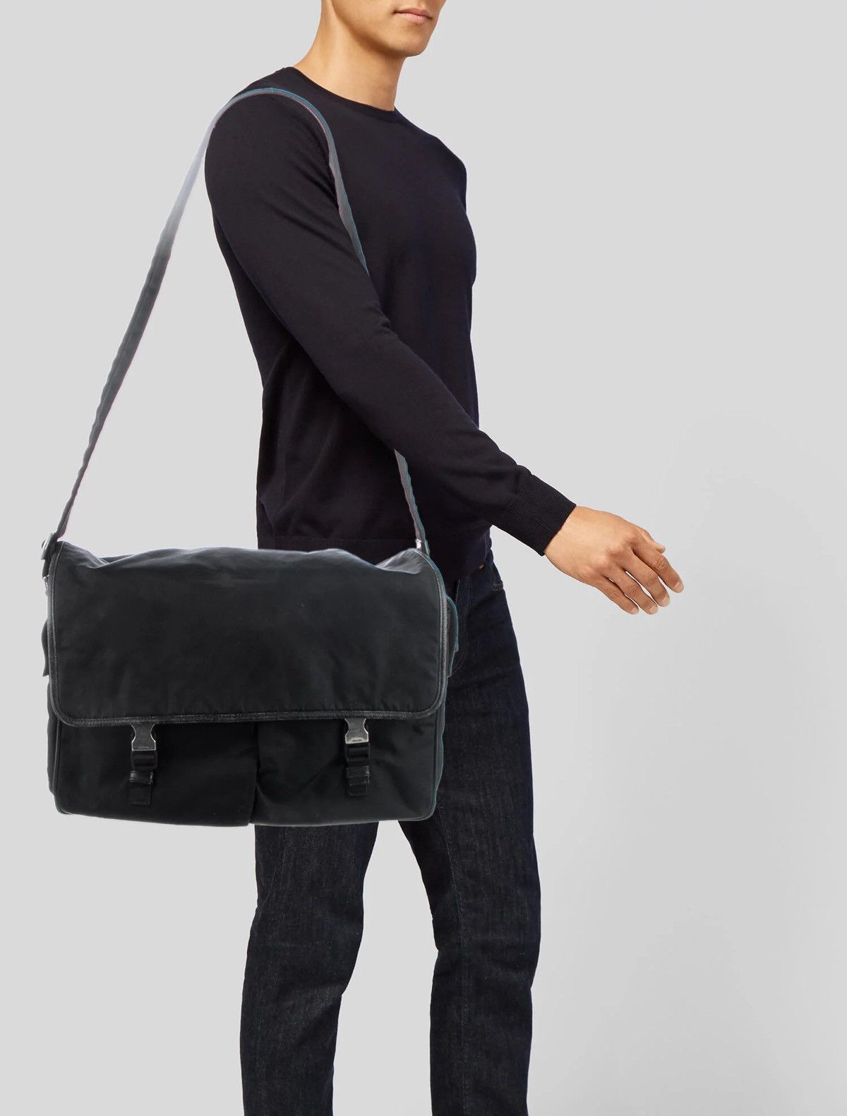 Prada Authentic PRADA Tessuto Messenger Bag Size ONE SIZE - 17 Thumbnail