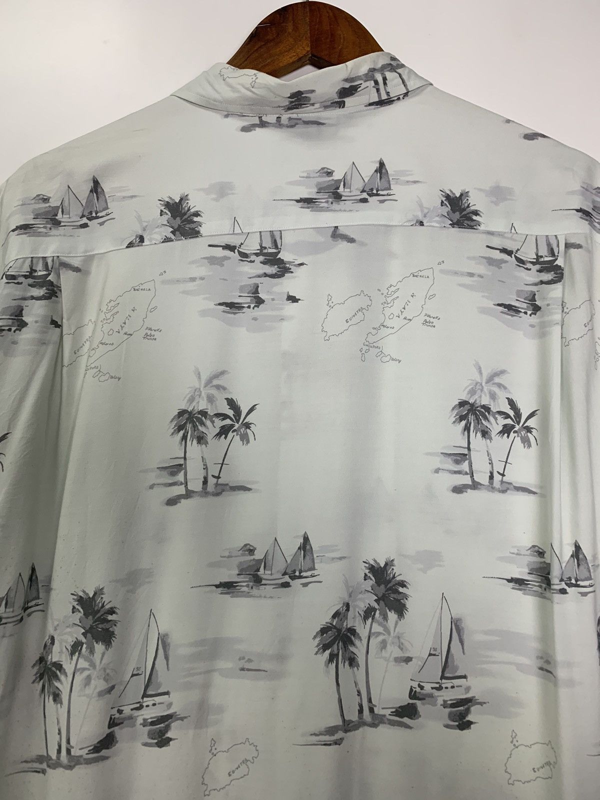 Vintage Men’s Club Collection hawaiian shirt Size US L / EU 52-54 / 3 - 9 Thumbnail