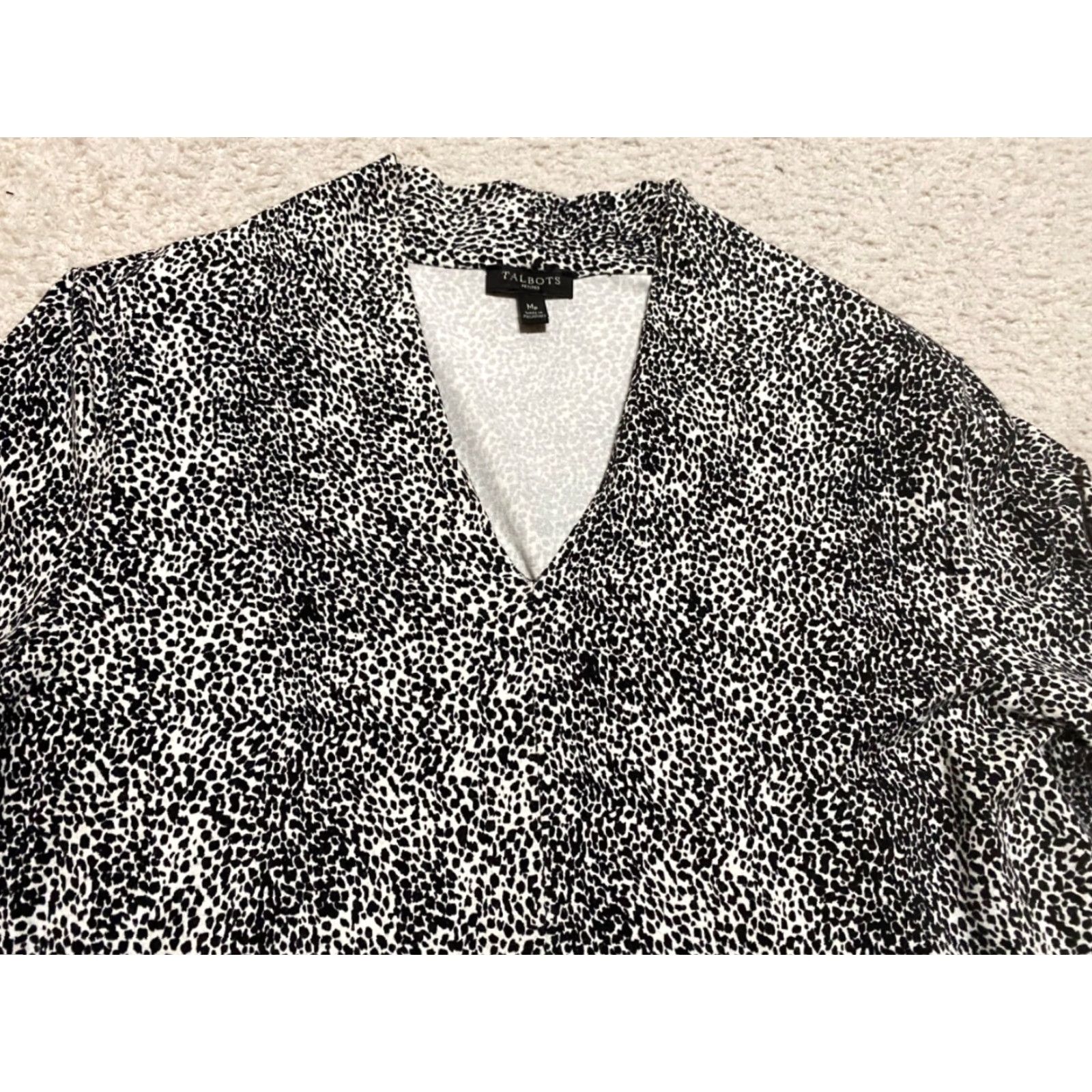 Talbots Talbots Geometric Shirt Womens PM V-Neck Long Sleeve Pullover Black Petite Size M / US 6-8 / IT 42-44 - 3 Thumbnail