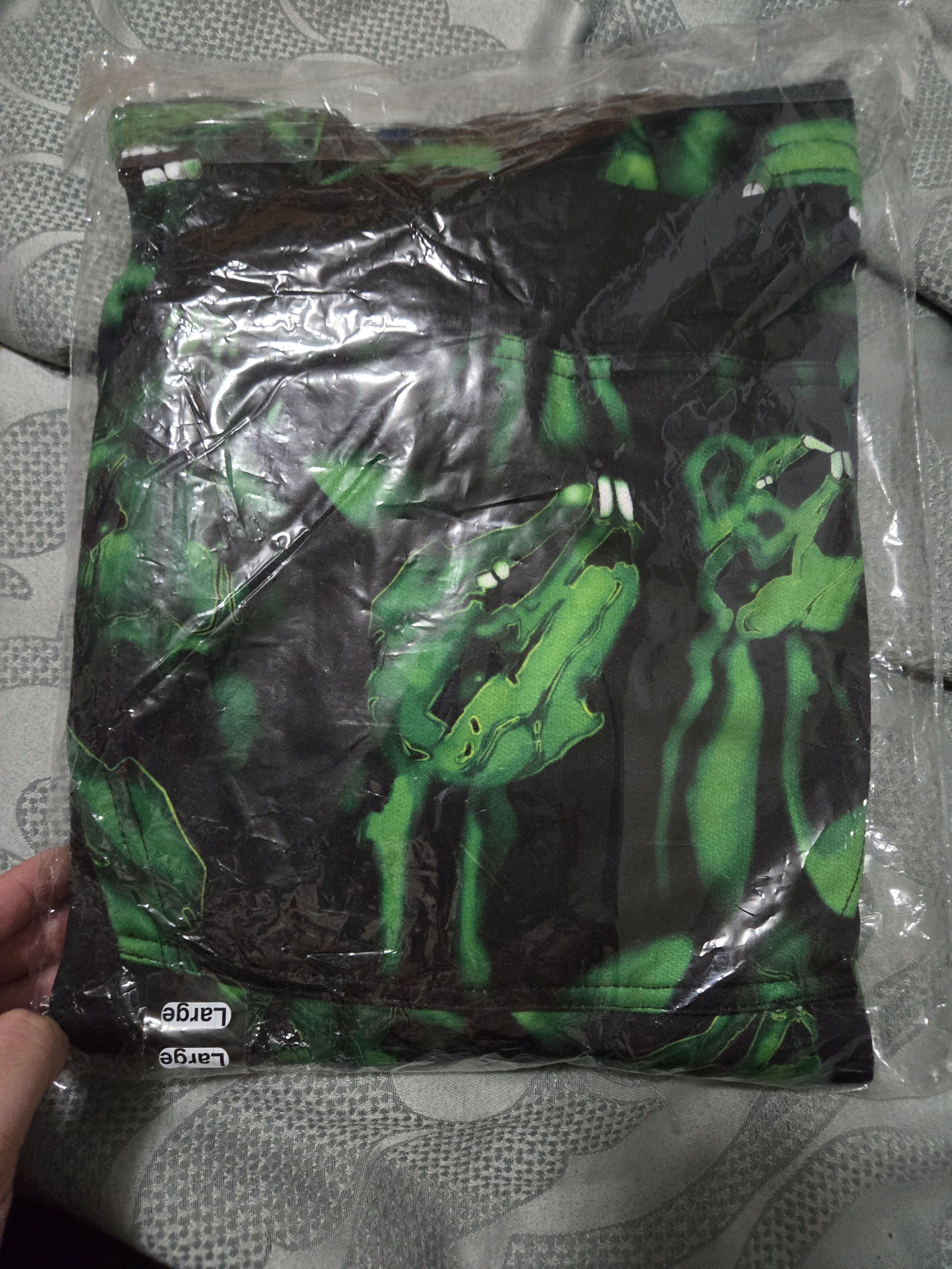 Icy Rabbit Icy rabbit green skulls hoodie Size US L / EU 52-54 / 3 - 4 Thumbnail