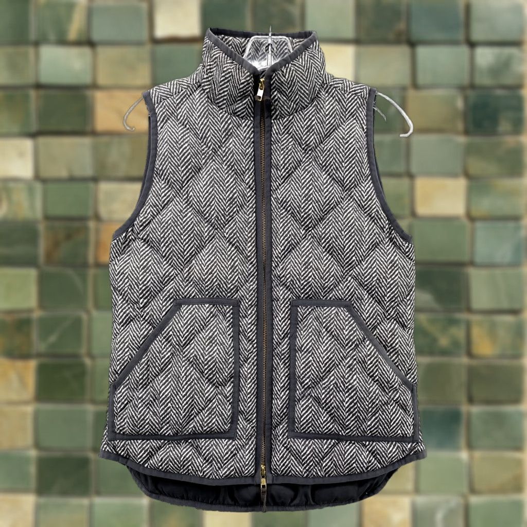 J.Crew J.Crew Vest Women XXS Gray White Chevron Quilted Goose Down Puffer Jacket Casual Size XXS / US 00 / IT 34 - 1 Thumbnail