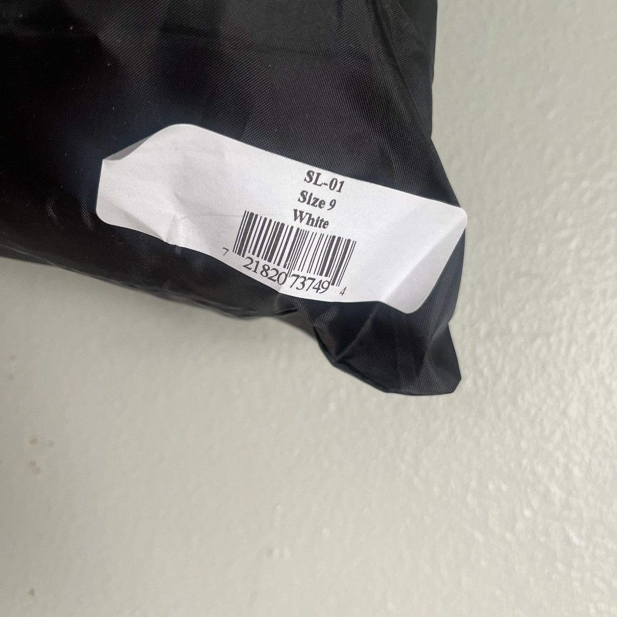 Yeezy SL-O1 Slip-On Size US 9 / EU 42 - 7 Thumbnail