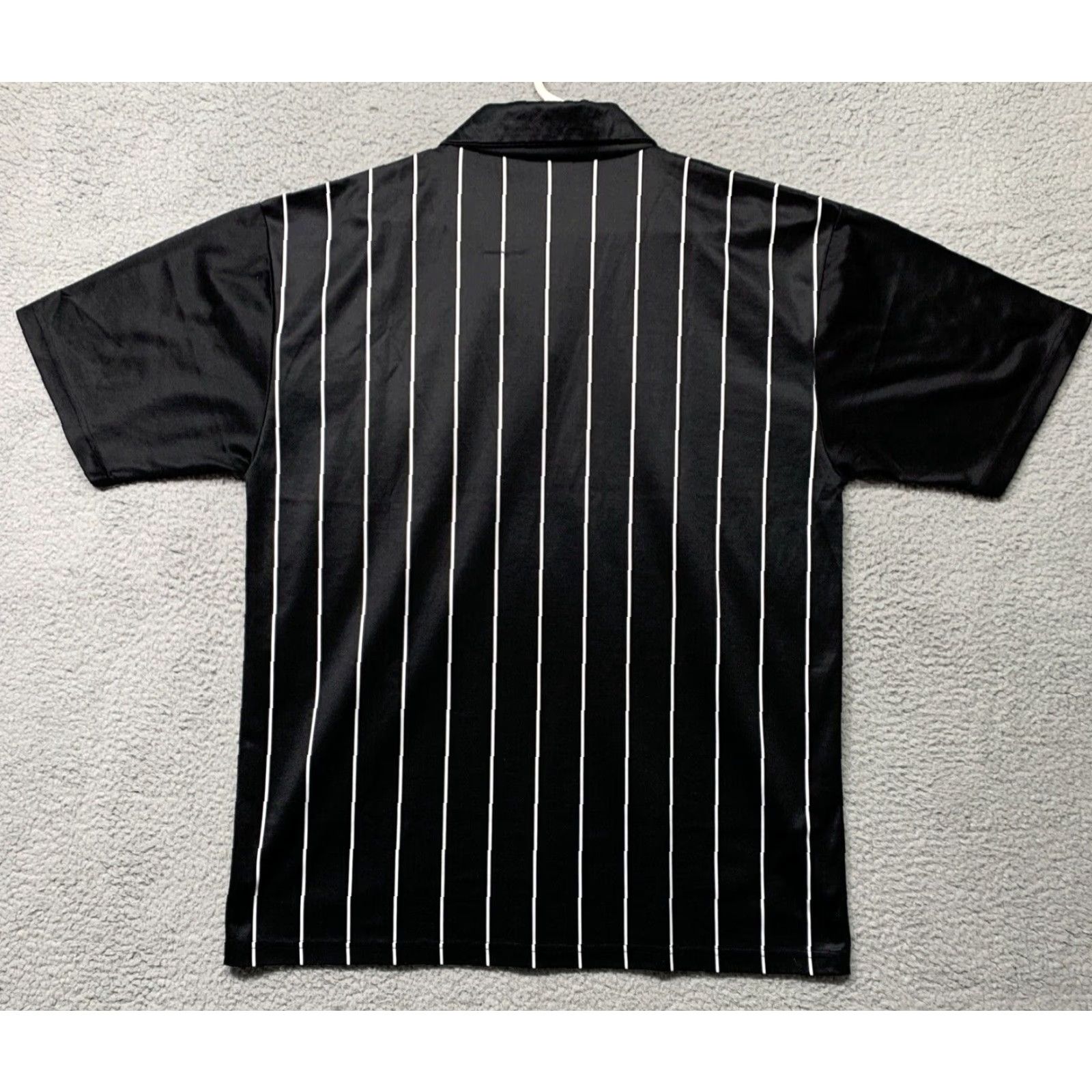X-LARGE Black & White Ref Gear Men’s Uniform Shirt Stripes XL Collared Pocket Short Sleeve Pullover Workwear Activewear Shirt Mens Size US XL / EU 56 / 4 - 4 Thumbnail