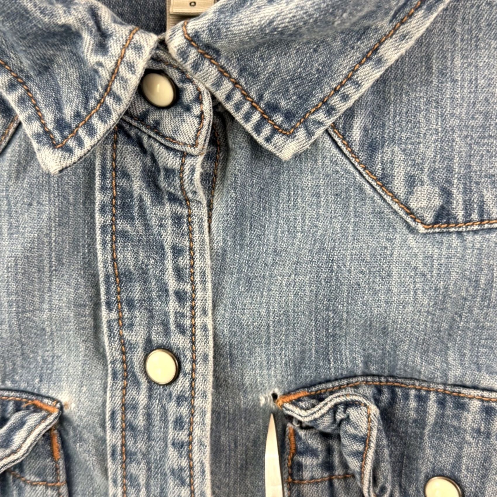 J.Crew J.CREW Shirt Womens 0 Blue Chambray Oarsman Long Sleeve Button Up Casual Size XS / US 0-2 / IT 36-38 - 7 Thumbnail