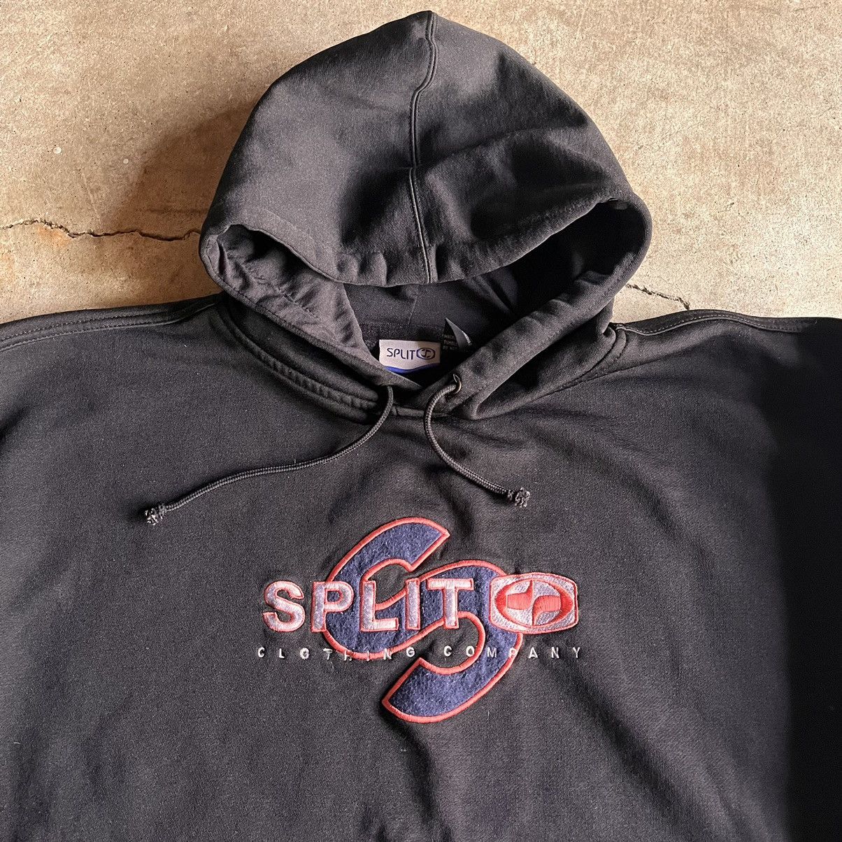 image of Archival Clothing x Vintage Crazy Split Clothing Skate Grunge Emo Boxy Hoodie in Black (Size XL)