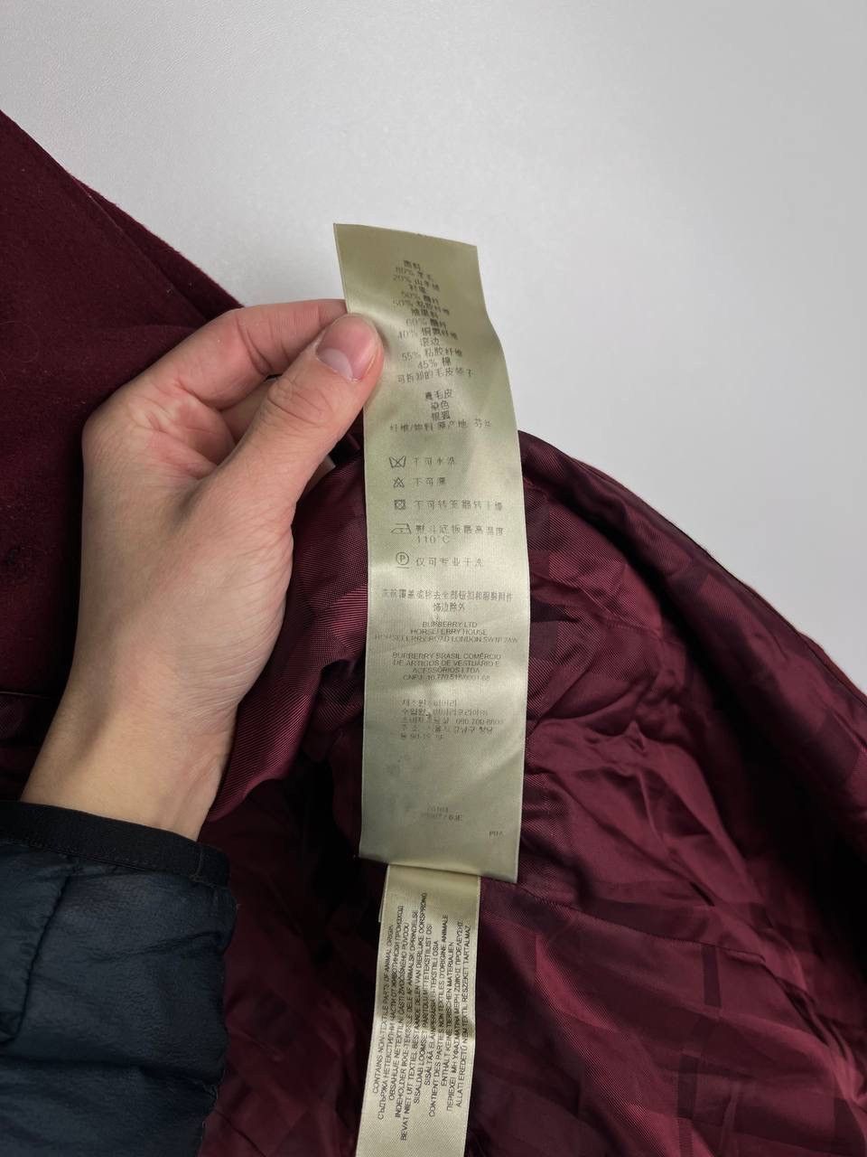 Burberry Burberry Garnet Double Breasted Coat with Black Fur Trim UK6 Size XS / US 0-2 / IT 36-38 - 5 Thumbnail