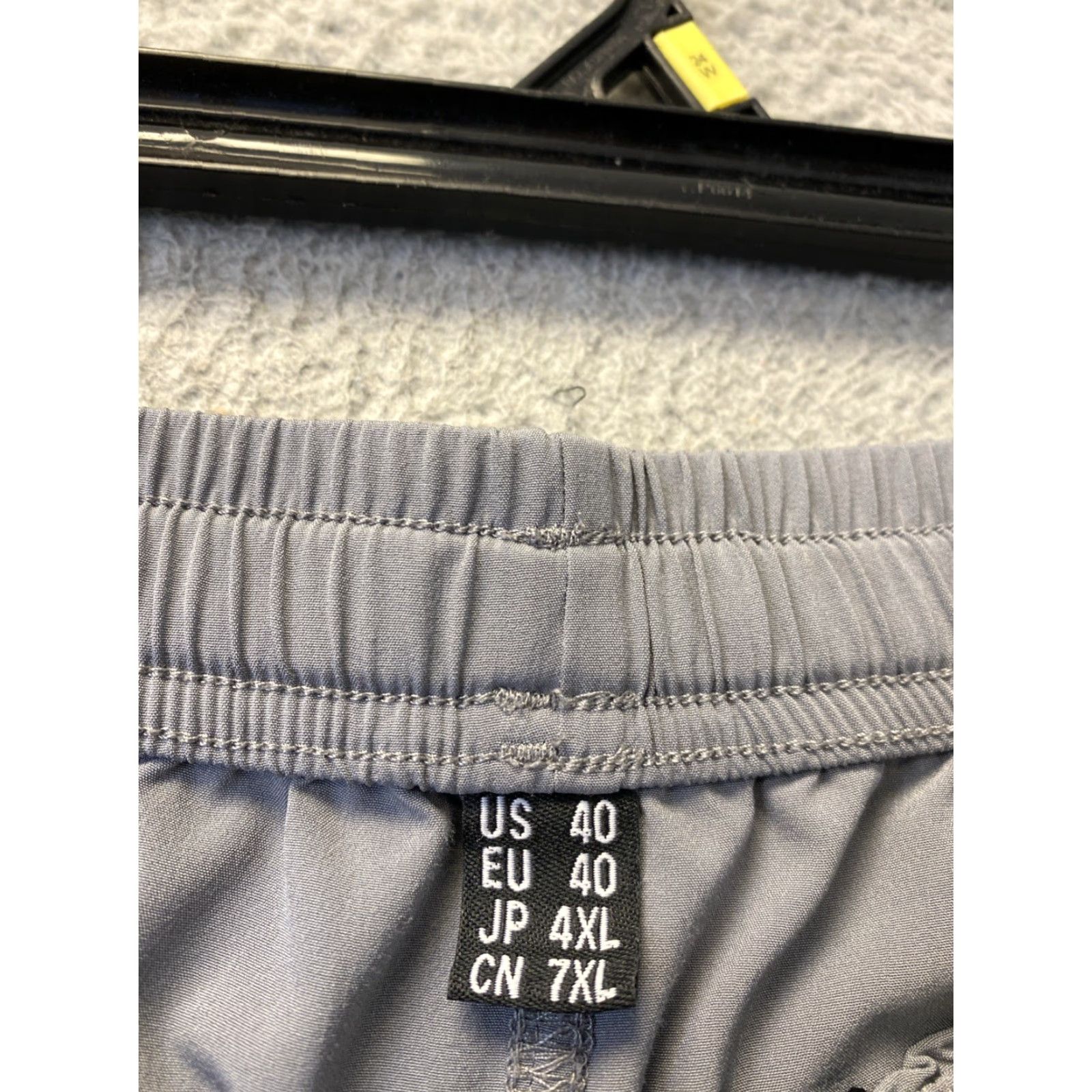 Under Armour Under Armour Outdoor Sport Shorts Mens 40 Gray Bermuda Regular Inseam 10in Quick Dry Pockets Lightweight Size US 40 / EU 56 - 7 Thumbnail