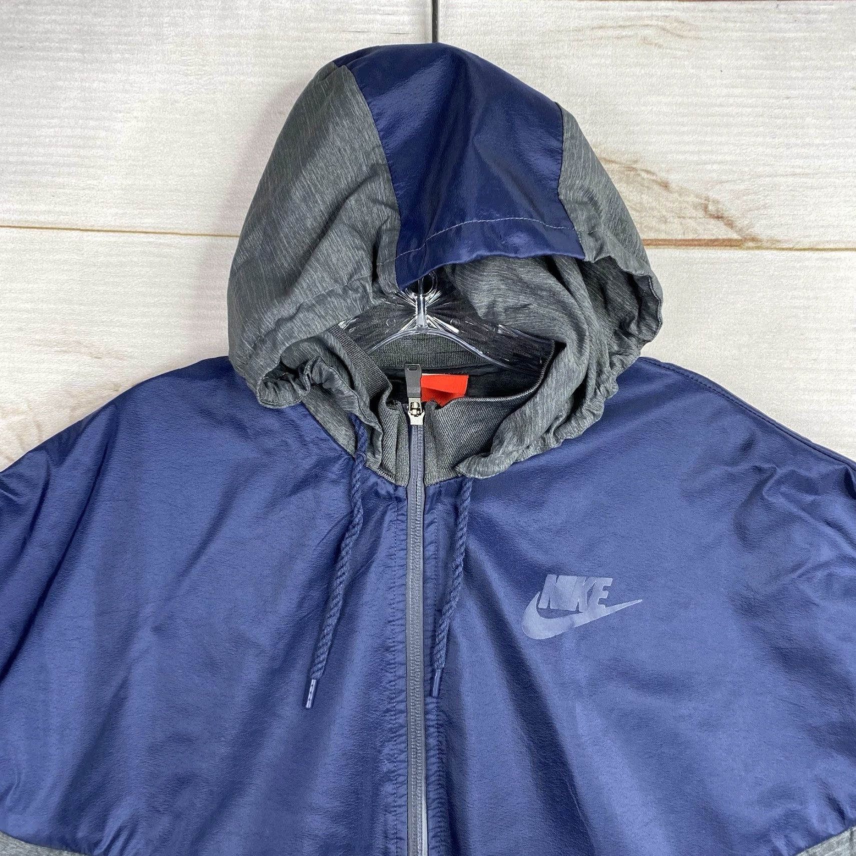 Nike VINTAGE Nike Windrunner Windbreaker Jacket Mens XL Blue Gray Hooded Full Zip Lightweight Size US XL / EU 56 / 4 - 2 Thumbnail