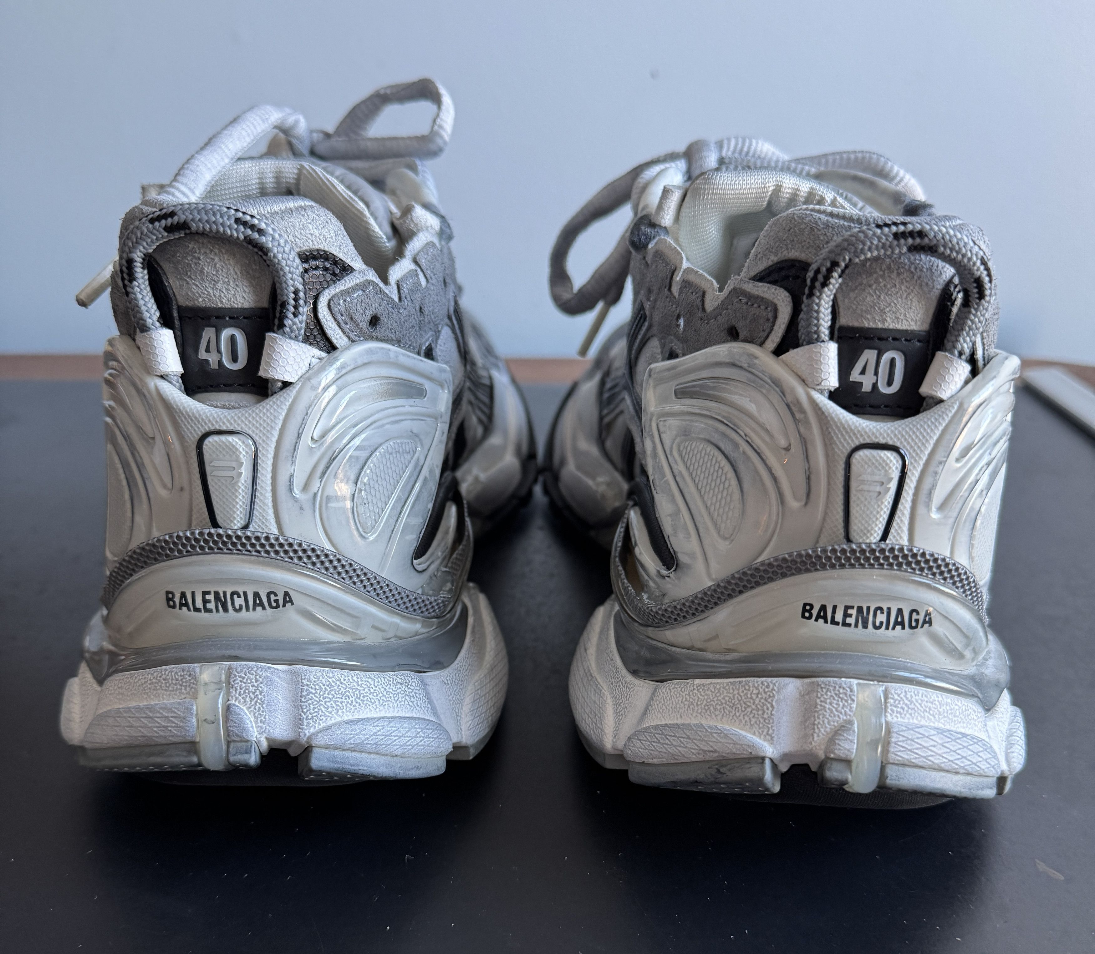 Balenciaga Balenciaga Men's Runner Sneaker in Grey/White/Black Size US 7 / EU 40 - 7 Thumbnail