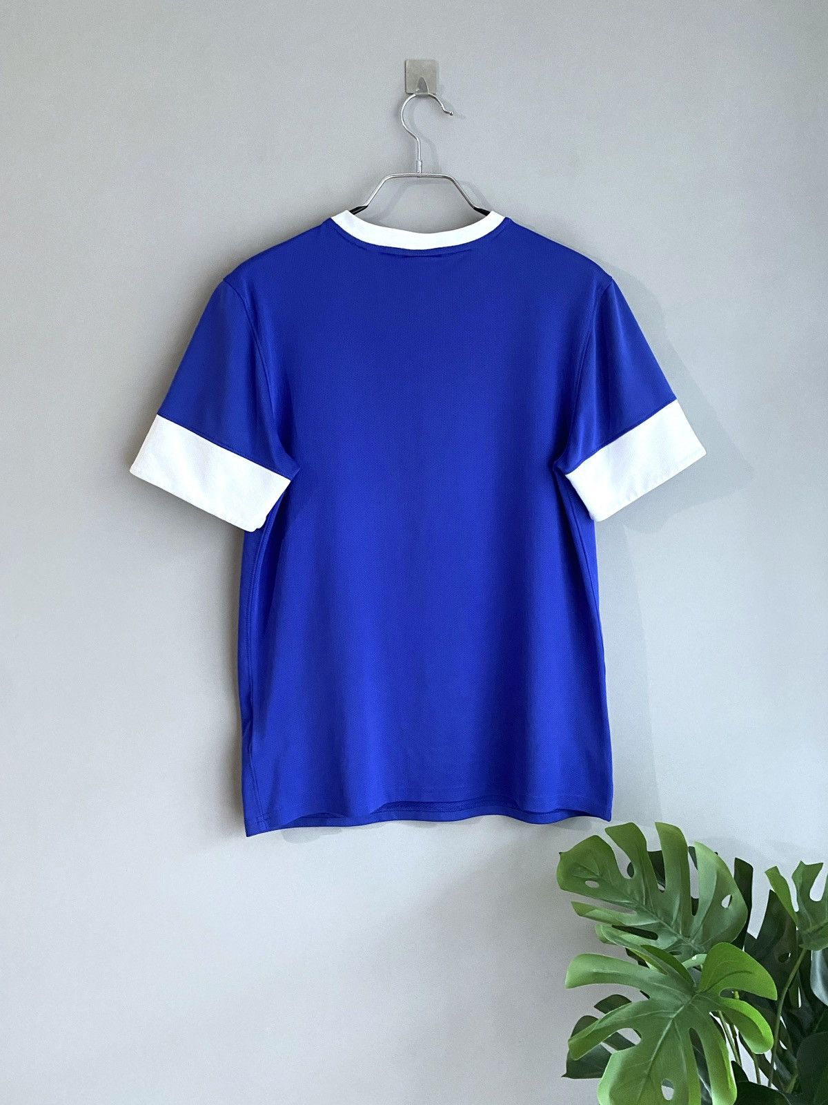 Nike Nike FC Everton 2012/2013 Home Soccer Jersey, M 510520-471 Size US M / EU 48-50 / 2 - 13 Thumbnail