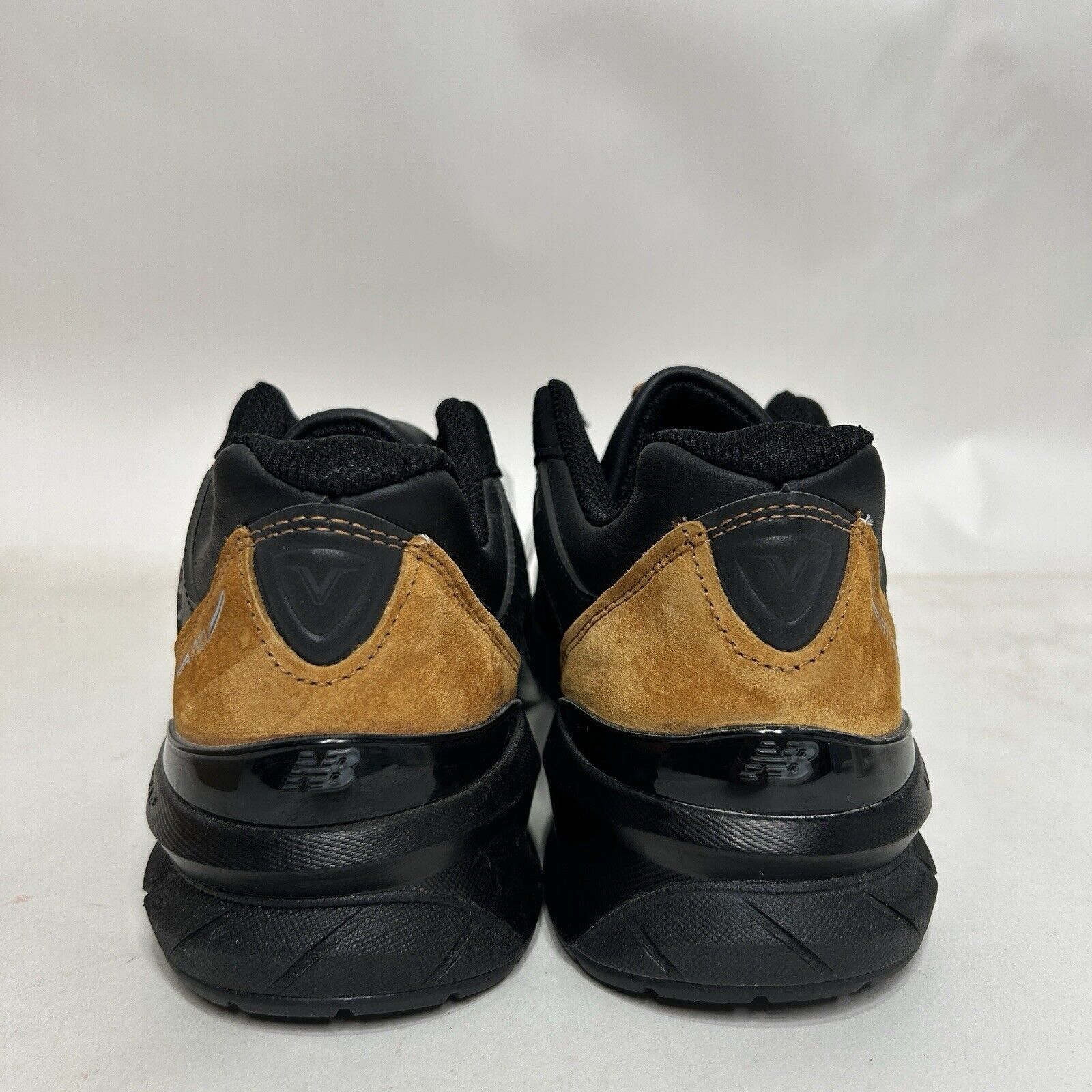 New Balance New Balance 990v5 Made in USA “Black Tan” 2024 Size US 11 / EU 44 - 4 Thumbnail