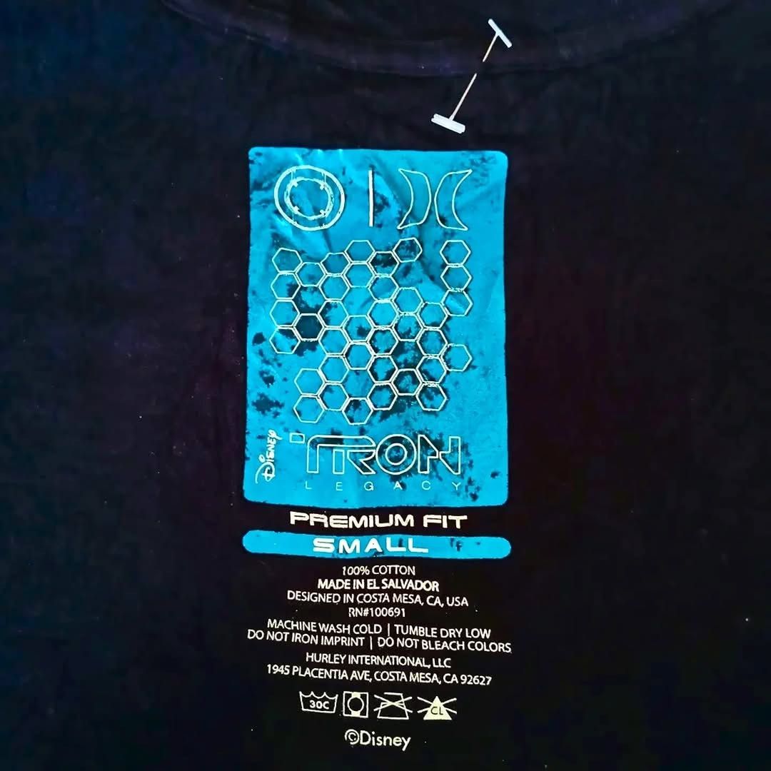 Hurley Hurley X Tron: Legacy Disney 2010 Deadstock ( S ) Size US S / EU 44-46 / 1 - 3 Thumbnail