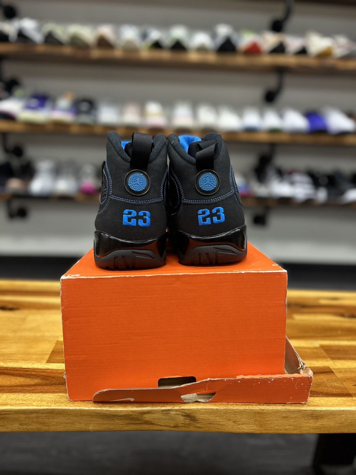 y　US9 SONY 9-90UB BW 405 and 625 lines TV from 1969 RECOMMISSION and