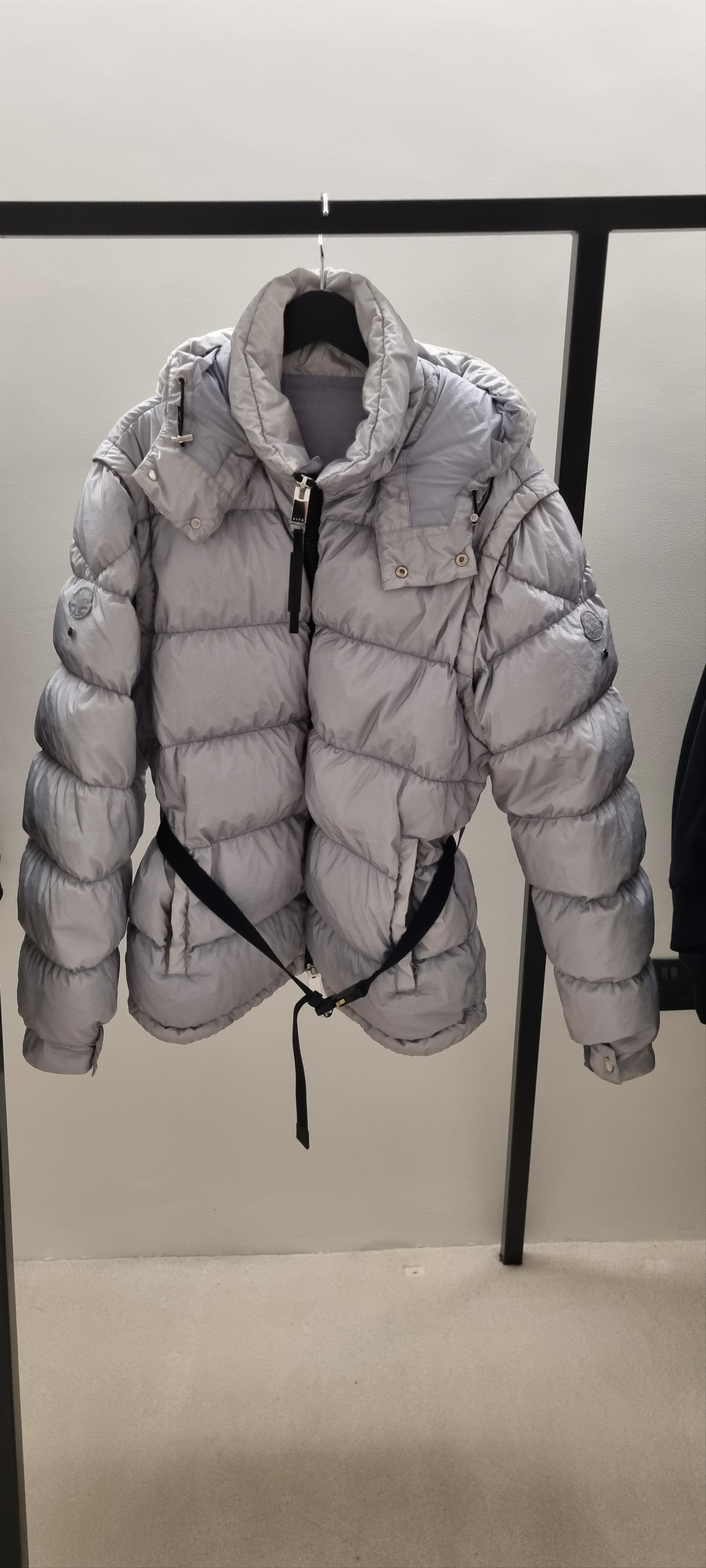 1017 ALYX 9SM × Moncler MONCLER ALYX Phobos Rollercoaster buckle Silver Jacket size3 Size US L / EU 52-54 / 3 - 1 Thumbnail