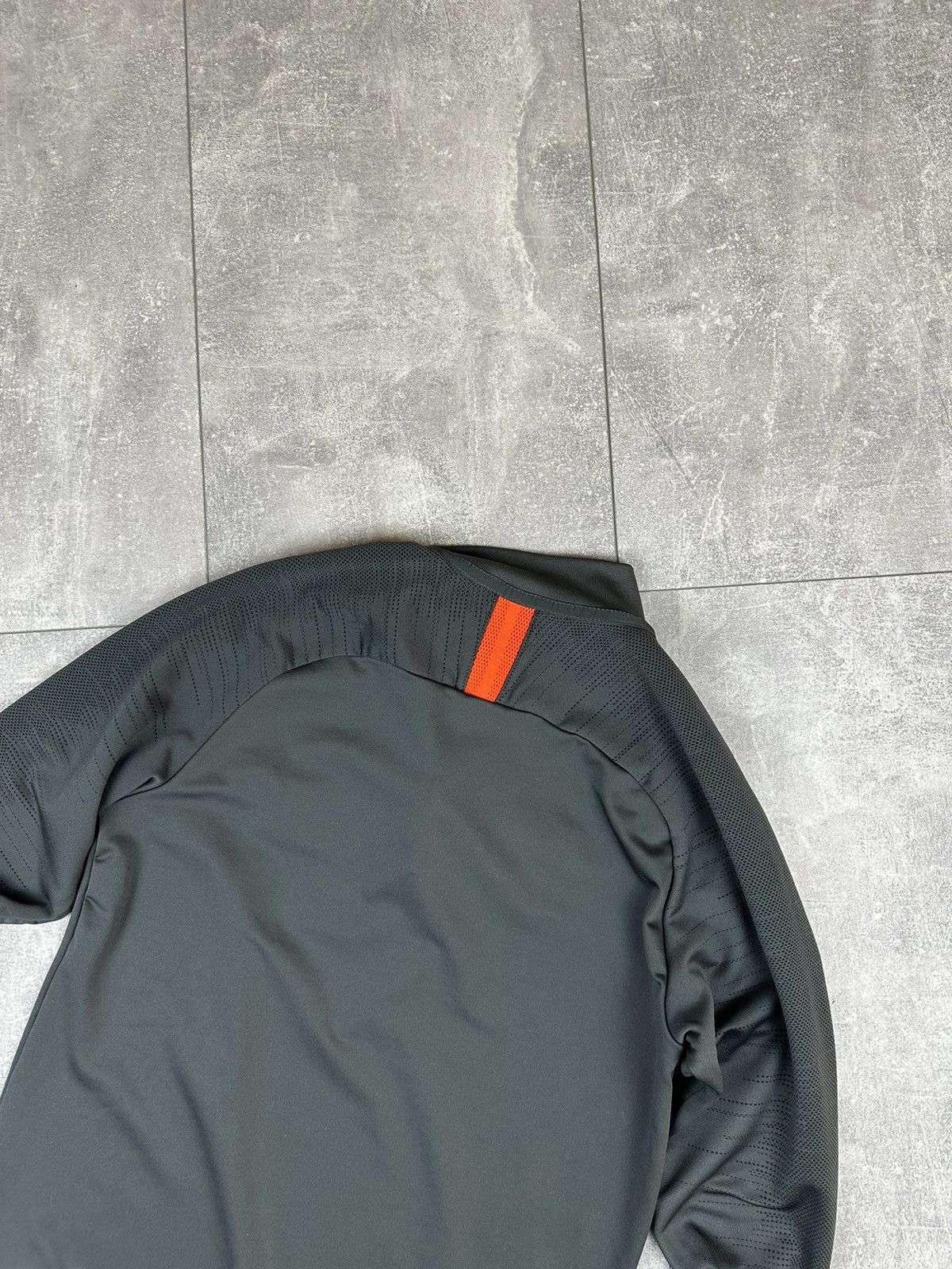 Nike Nike Chelsea Fc Silver 1/3 Zip Training Soccer Sweatshit Size US S / EU 44-46 / 1 - 13 Thumbnail