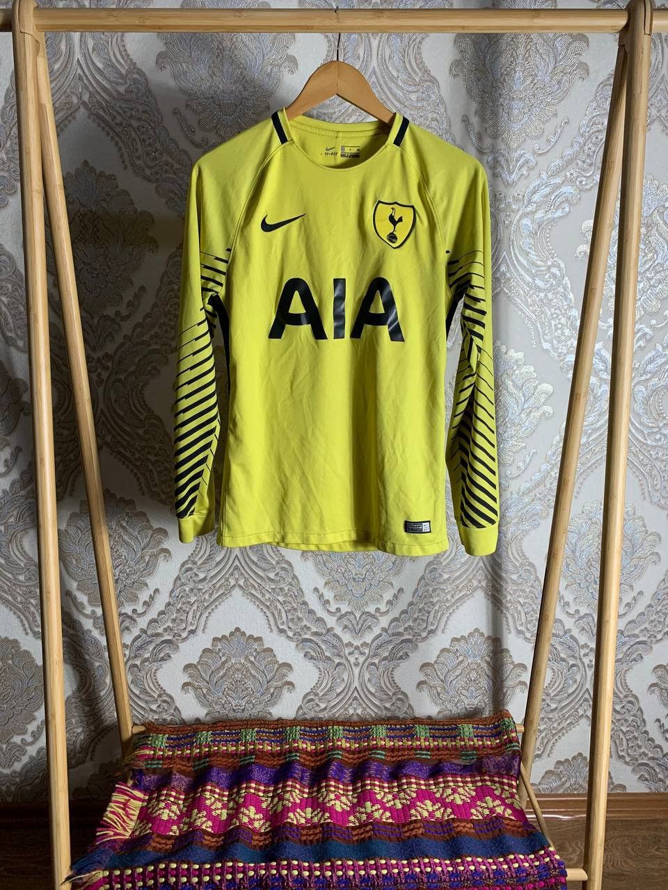 Nike × Vintage VERY RARE NIKE FC TOTTENHAM HOTSPUR ENGLAND SOCCER JERSEY Size US S / EU 44-46 / 1 - 1 Thumbnail