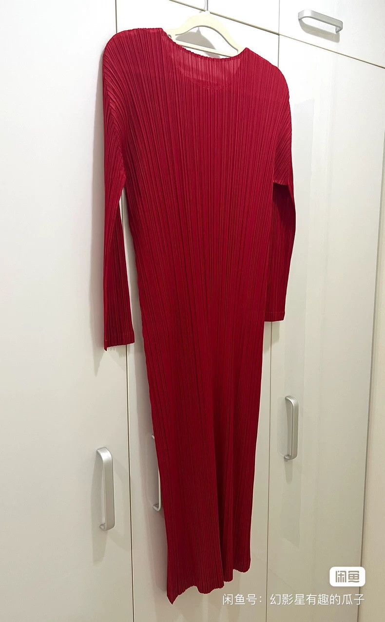 Issey Miyake Issey Miyake Red dress Size M / US 6-8 / IT 42-44 - 2 Thumbnail