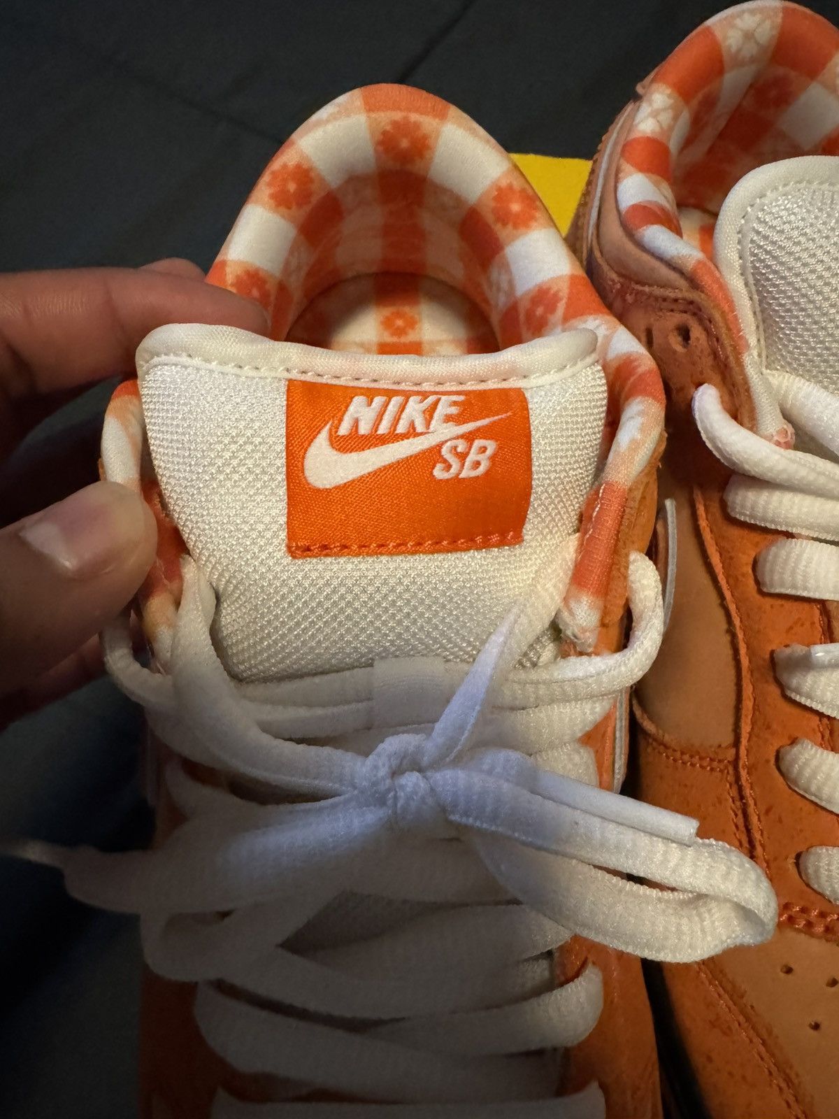 Nike Nike SB Dunk Low Orange Lobster Size US 7.5 / EU 40-41 - 13 Thumbnail