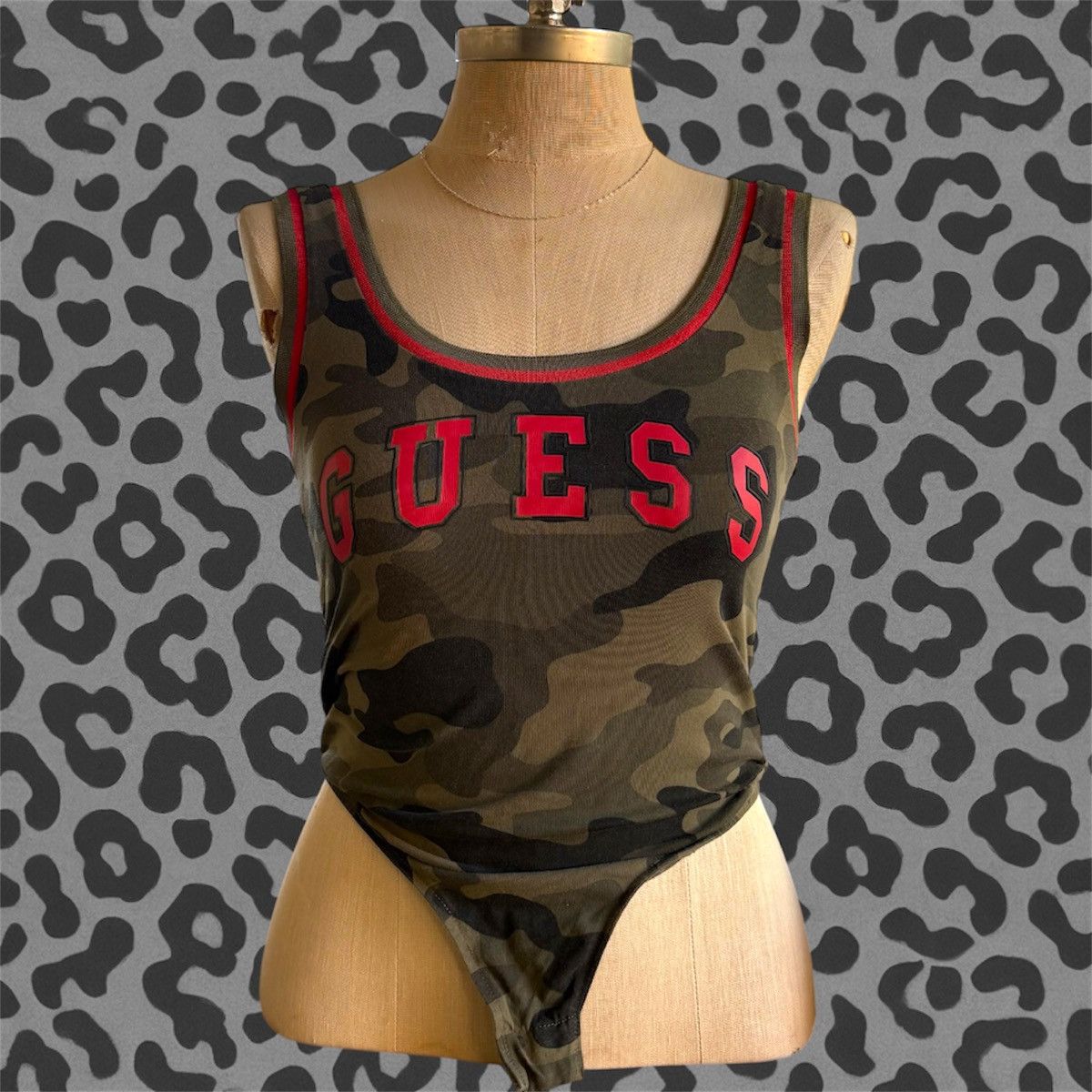 Guess GUESS camo bodysuit with red lettering Size M / US 6-8 / IT 42-44 - 1 Thumbnail