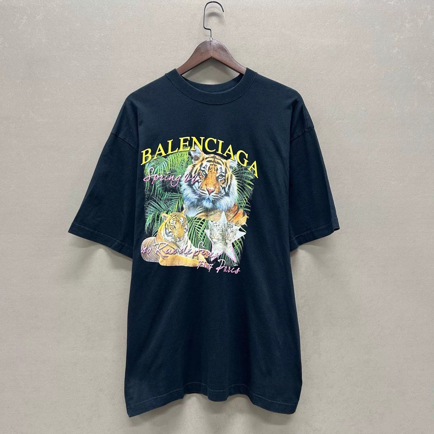Balenciaga Balenciaga Tiger Tee 2 99 New ys001977 Size US M / EU 48-50 / 2 - 1 Thumbnail
