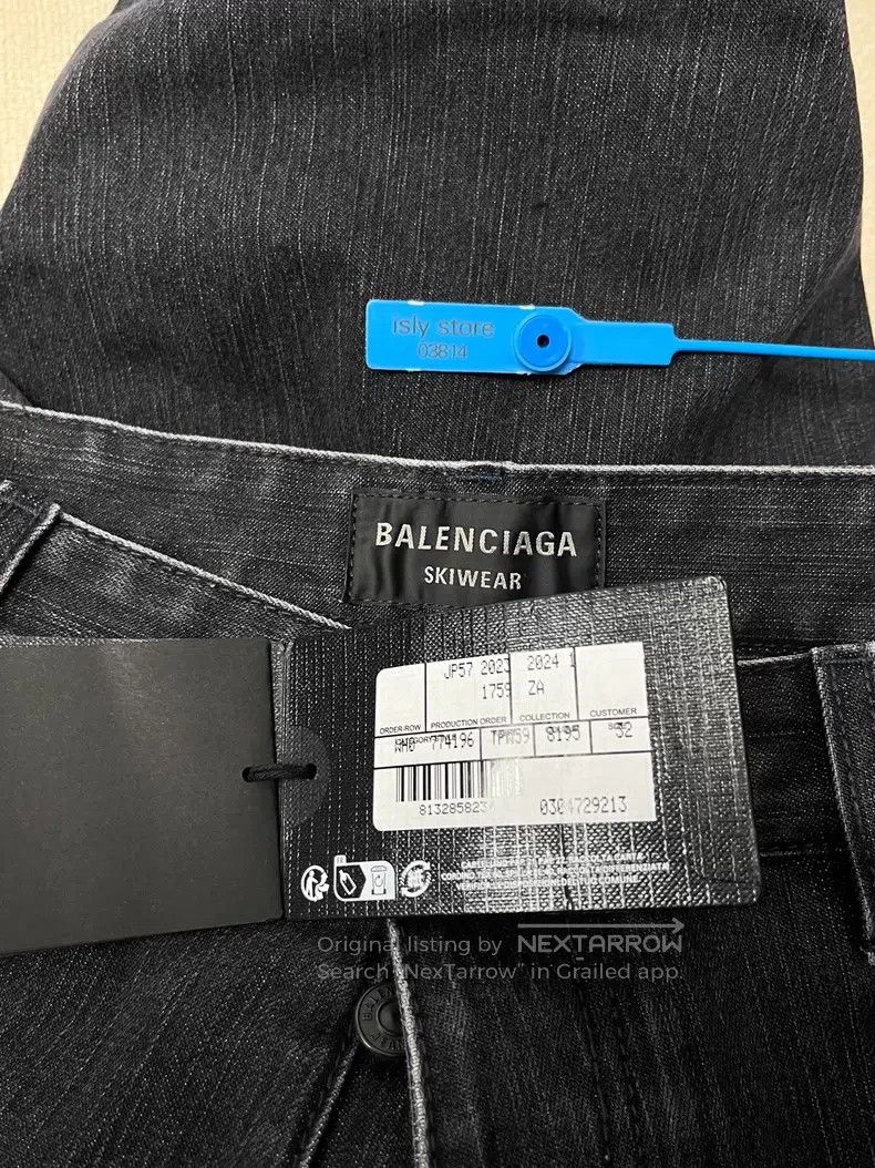 Balenciaga Balenciaga Solid Color Mid-Waist Fitted Zipper Straight Le Size US 32 / EU 48 - 4 Thumbnail