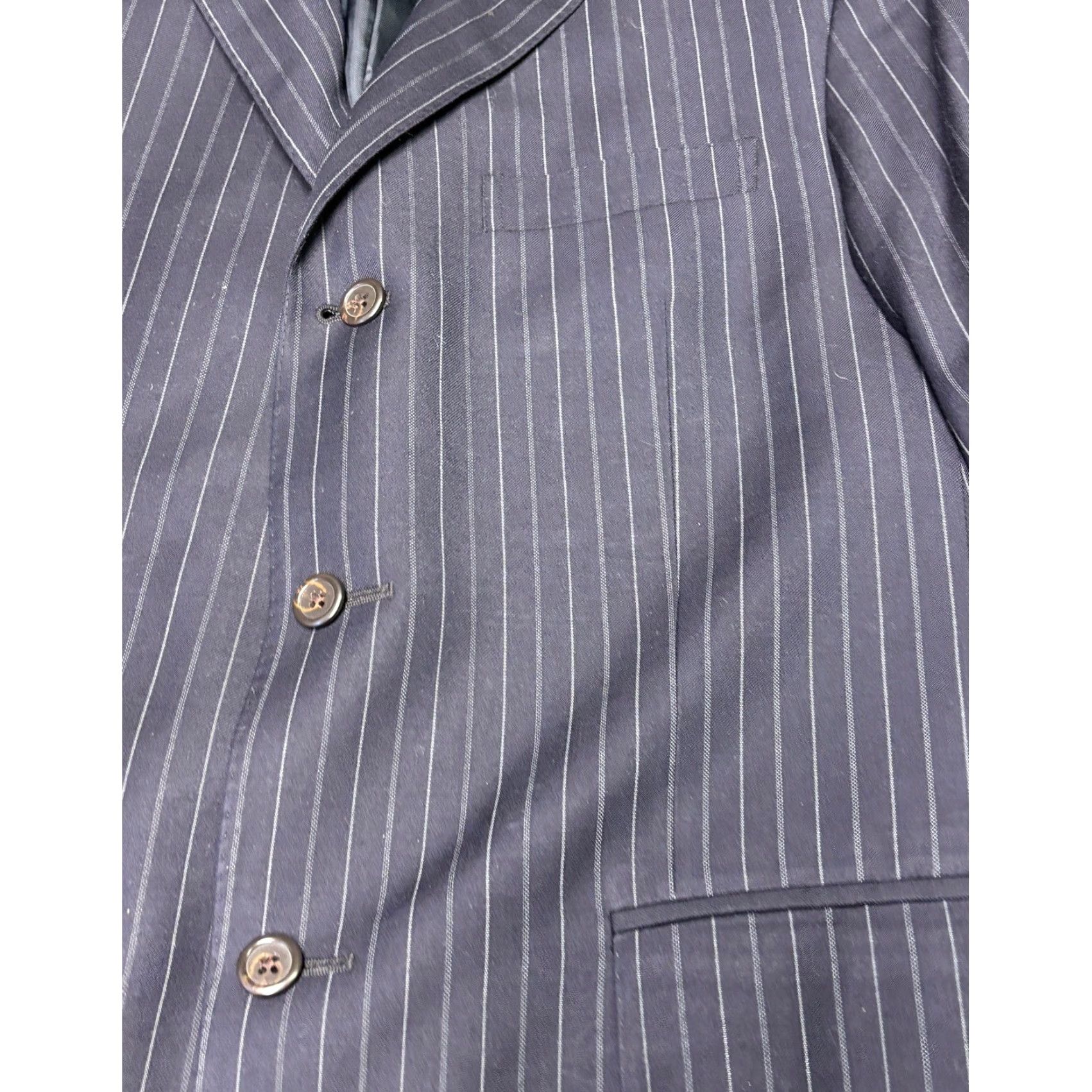 Polo Ralph Lauren Polo Ralph Lauren Blazer Navy Pinstripe Wool 2 Piece Italian Made 40R Classic Single-Breasted Mens Blazer Mens Navy Pinstripe Wool Blazer 40R Italy Size US L / EU 52-54 / 3 - 2 Thumbnail