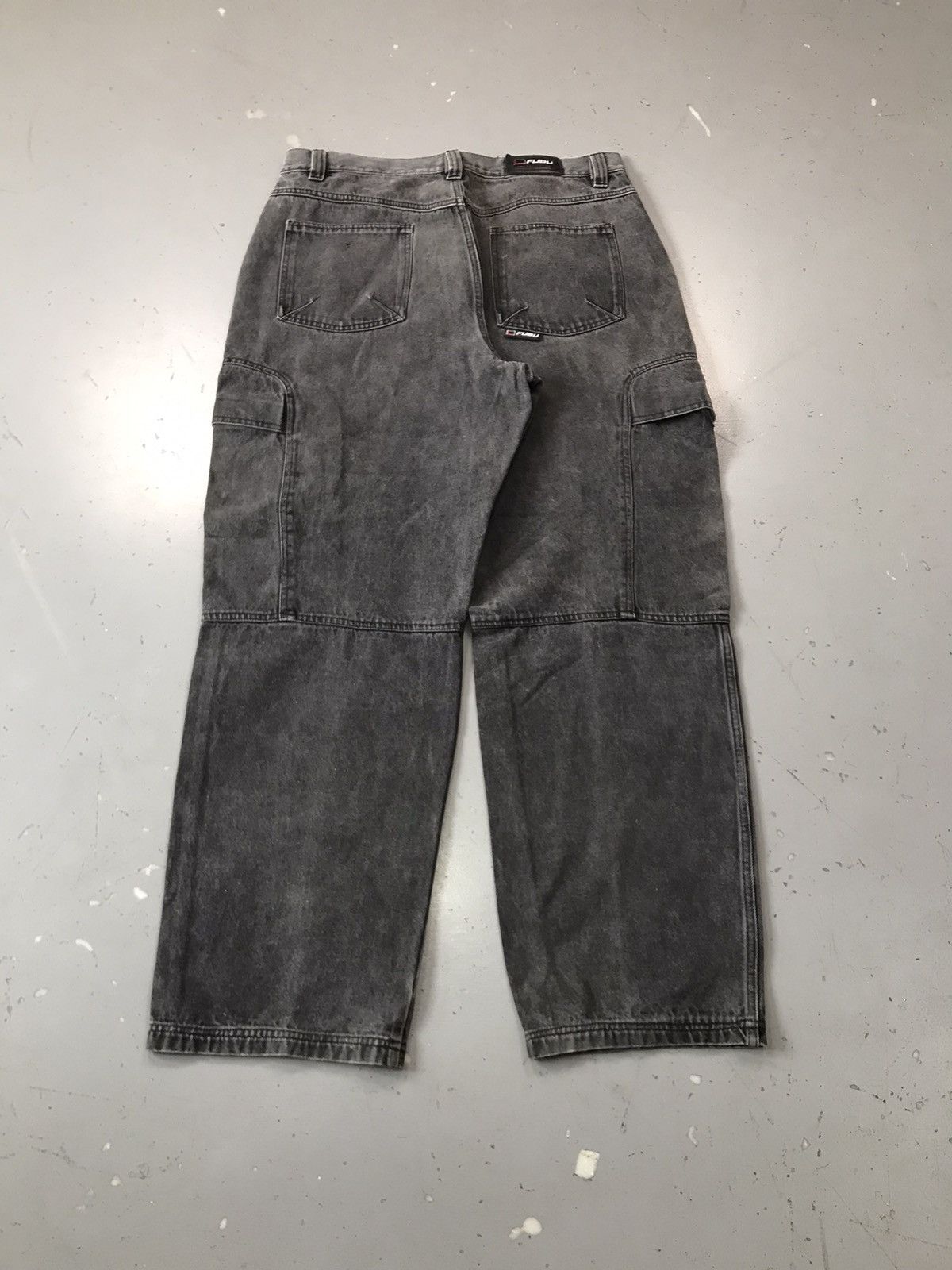 Fubu Vintage faded Fubu apparel company big pocket cargo denim Size US 38 / EU 54 - 2 Thumbnail
