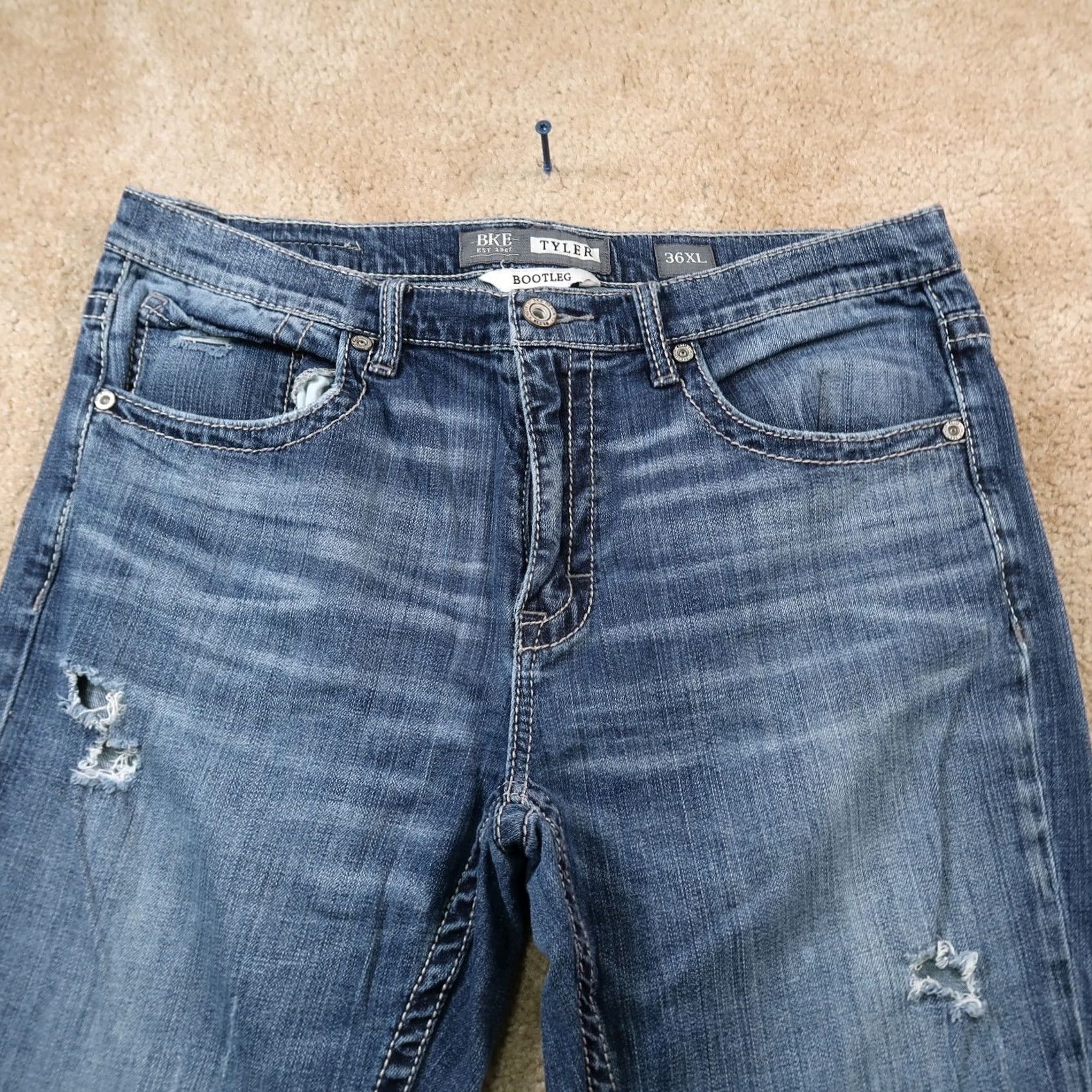 Vintage BKE Buckle Tyler Bootcut Jeans Men’s 36XL Blue Denim 5-Pocket Regular Inseam 35 Jeans 90s Distressed" Size US 36 / EU 52 - 4 Thumbnail
