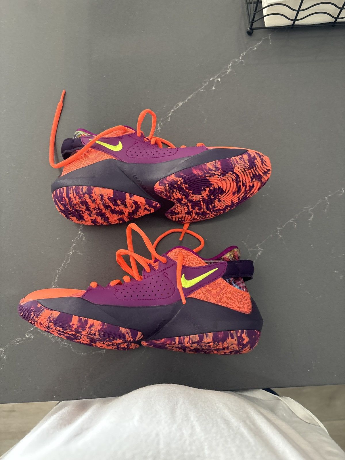 Nike Nike Zoom Freak 2 SE Bright Mango GS 5Y New No Box Size US 5 / EU 37 - 2 Thumbnail