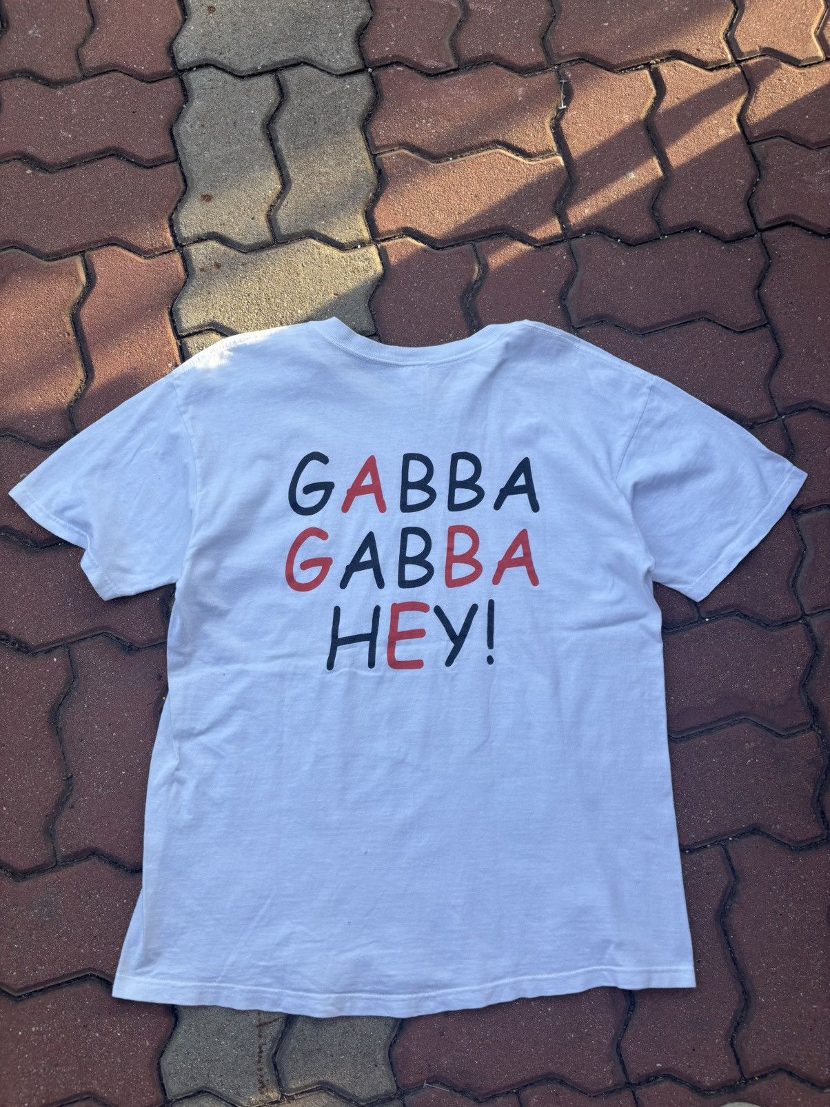 Band Tees Vintage Ramones Gabba Gabba Hey Tshirt Size US L / EU 52-54 / 3 - 2 Thumbnail