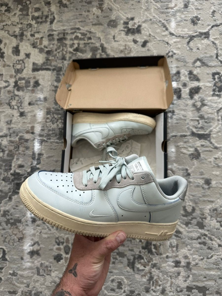 Nike Devin Booker Air Force 1 LV8 "Moss Point" Size US 9.5 / EU 42-43 - 1 Thumbnail