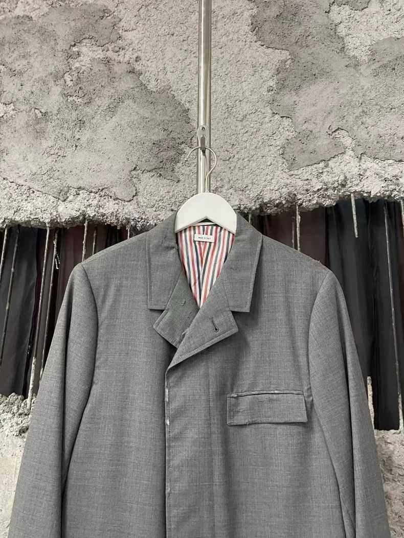 Thom Browne Thom browne Tb destroys the coat 2503-Nextarrow Size US S / EU 44-46 / 1 - 3 Thumbnail