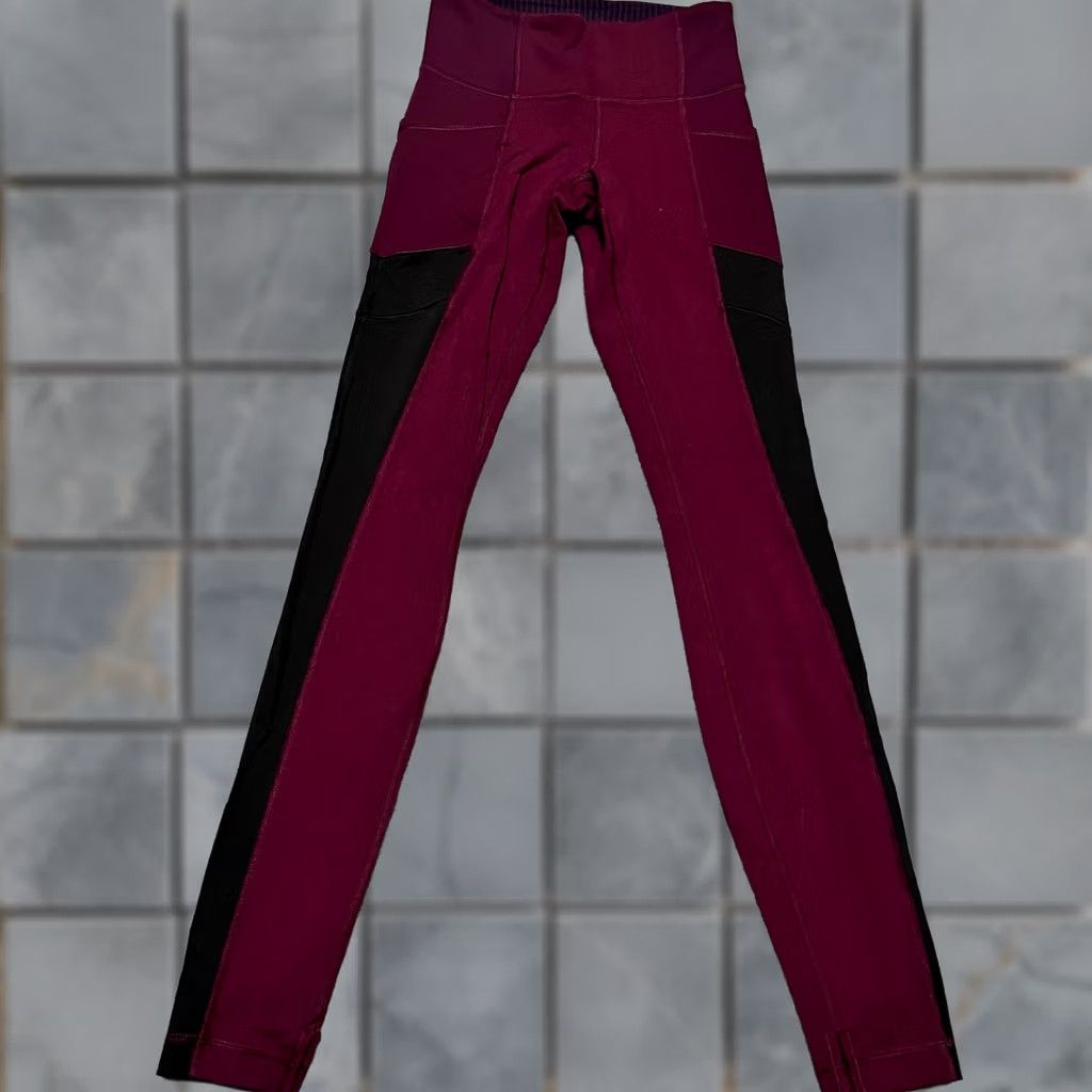 Lululemon Lululemon Leggings Womens XS 2 Avenue Maroon Hyper Stripe Size 26" / US 2 / IT 38 - 1 Thumbnail