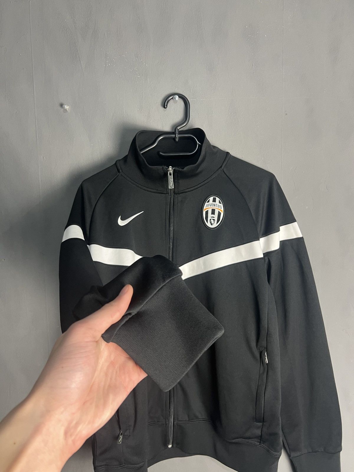 Nike Nike Vintage Juventus Zip Soccer jersey Size US L / EU 52-54 / 3 - 5 Thumbnail