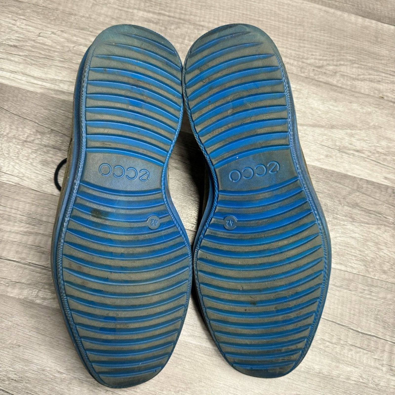 Ecco ECCO Hybrid Blue Sole Nubuck Derby Shoes Size 42 / US 8–8.5 Size US 8 / EU 41 - 6 Thumbnail