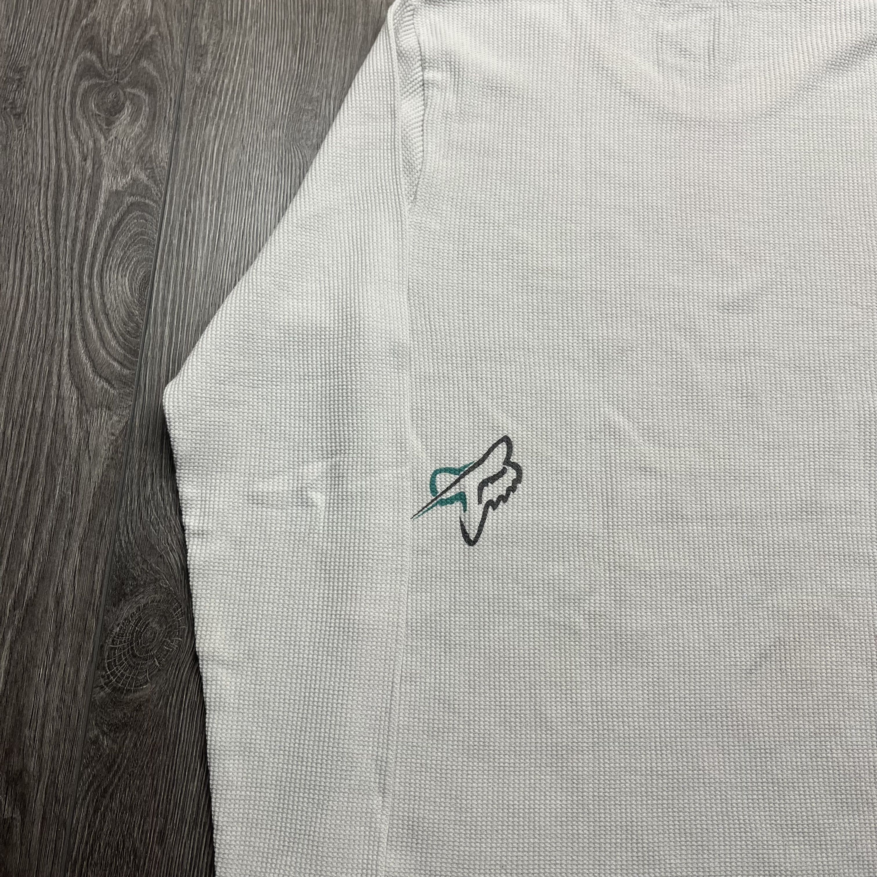 Fox Racing × Vintage Vintage Fox Racing Y2k Thermal Waffle Long Sleeve White Size US L / EU 52-54 / 3 - 5 Thumbnail