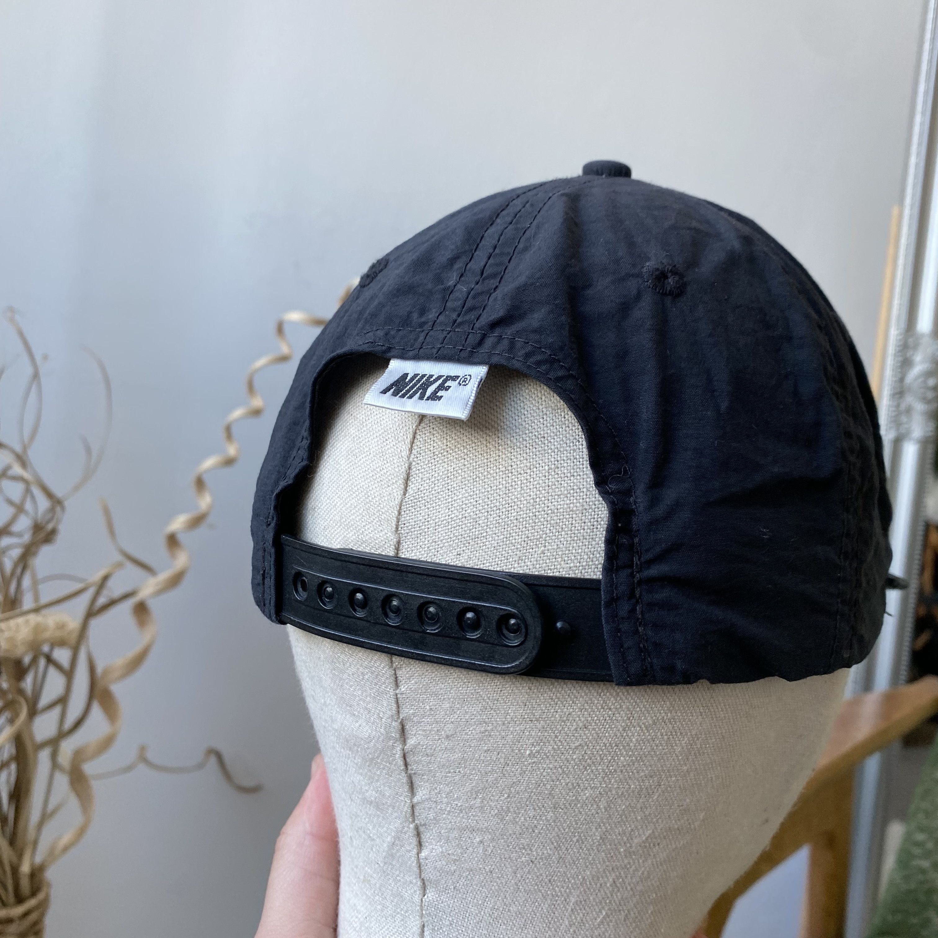Nike 🖤 Vintage 80-90s Nike Nylon cap Big logo swoosh Dad hat Size ONE SIZE - 6 Thumbnail