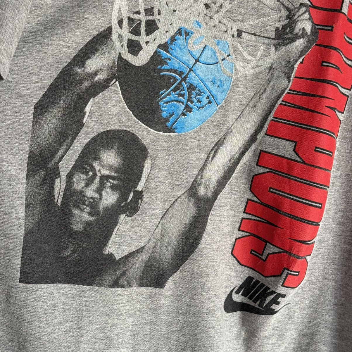 NBA × Nike × Vintage Vintage Nike Jordan Chicago Bulls World Champions T-Shirt Size US XL / EU 56 / 4 - 5 Thumbnail