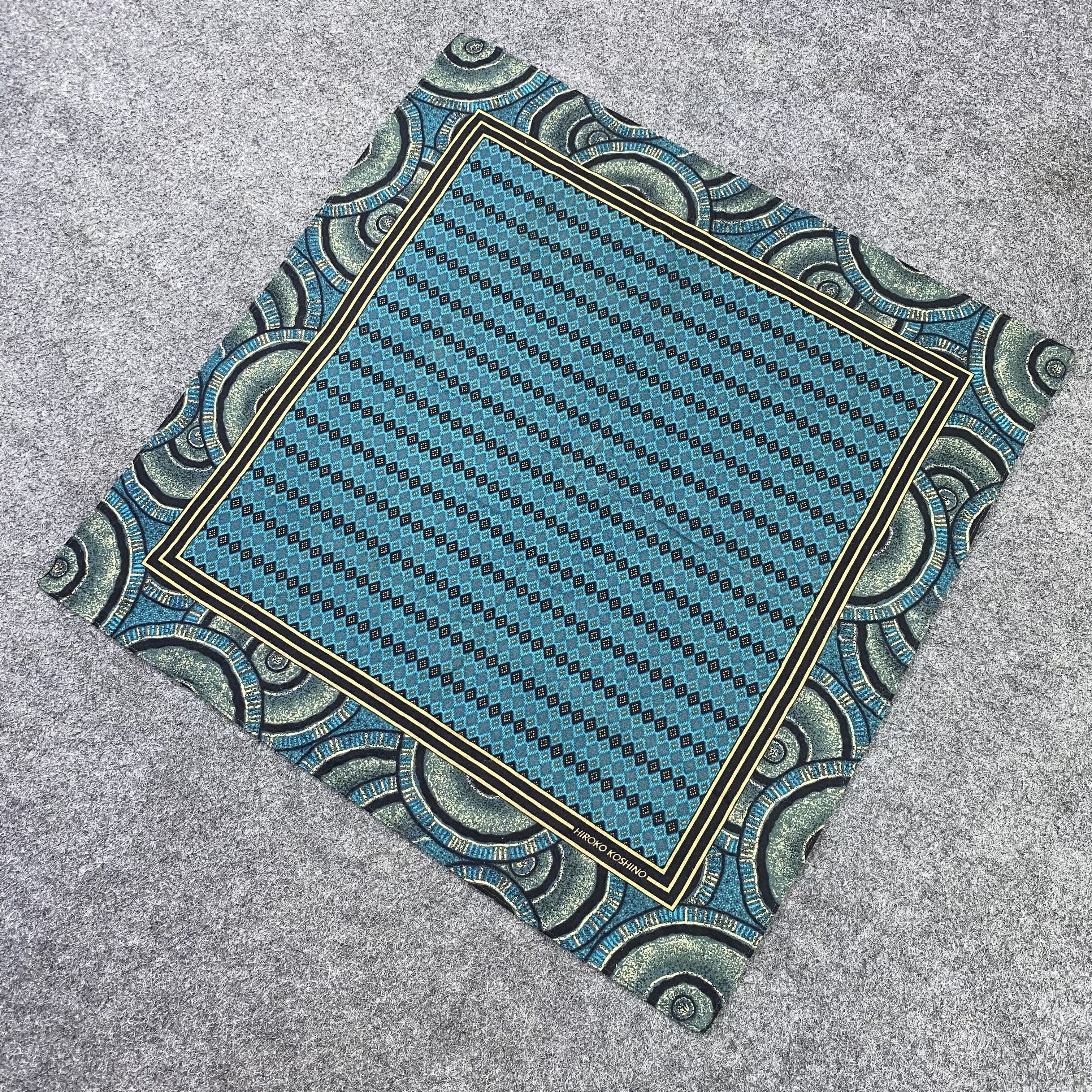 Japanese Brand Hiroko Koshino Handkerchief / Bandana / Neckerchief-B1037 Size ONE SIZE - 4 Thumbnail