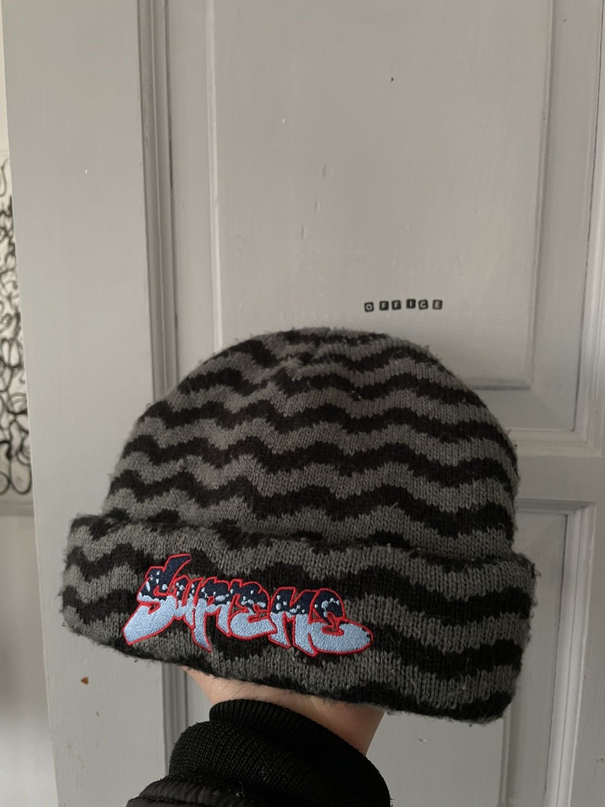 Pre-owned Supreme Zig Zag Stripe Beanie Fw17 Os Black In Grey