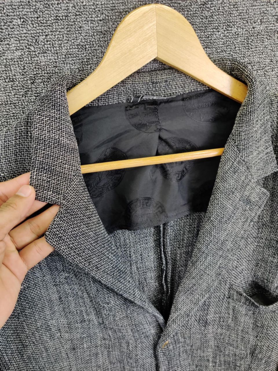 Versace Vintage 90s Versace Classic V2 Single Breasted Blazer Size US L / EU 52-54 / 3 - 3 Thumbnail