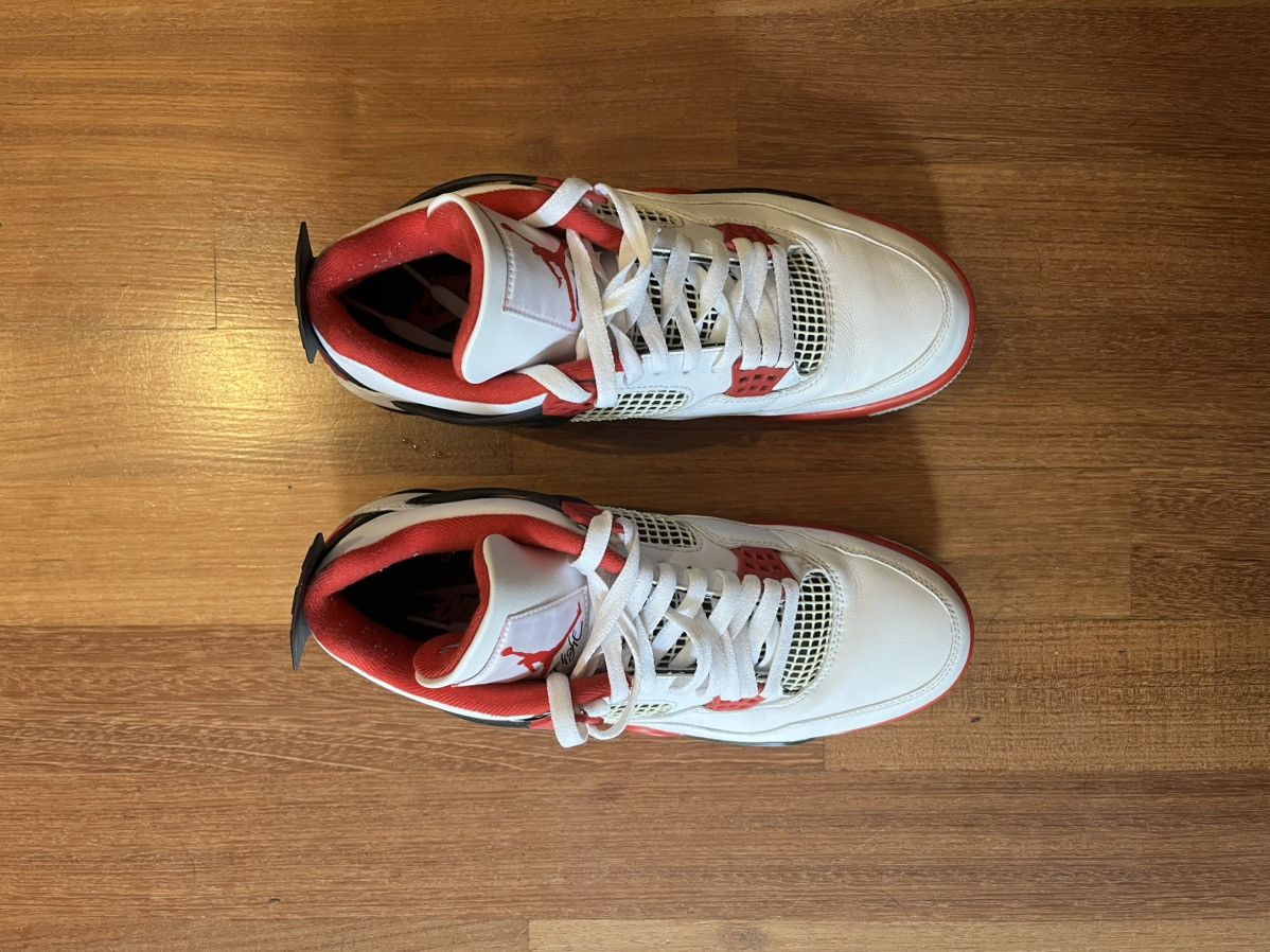 Jordan Brand Air Jordan 4 Retro OG Fire Red Size US 11 / EU 44 - 3 Thumbnail