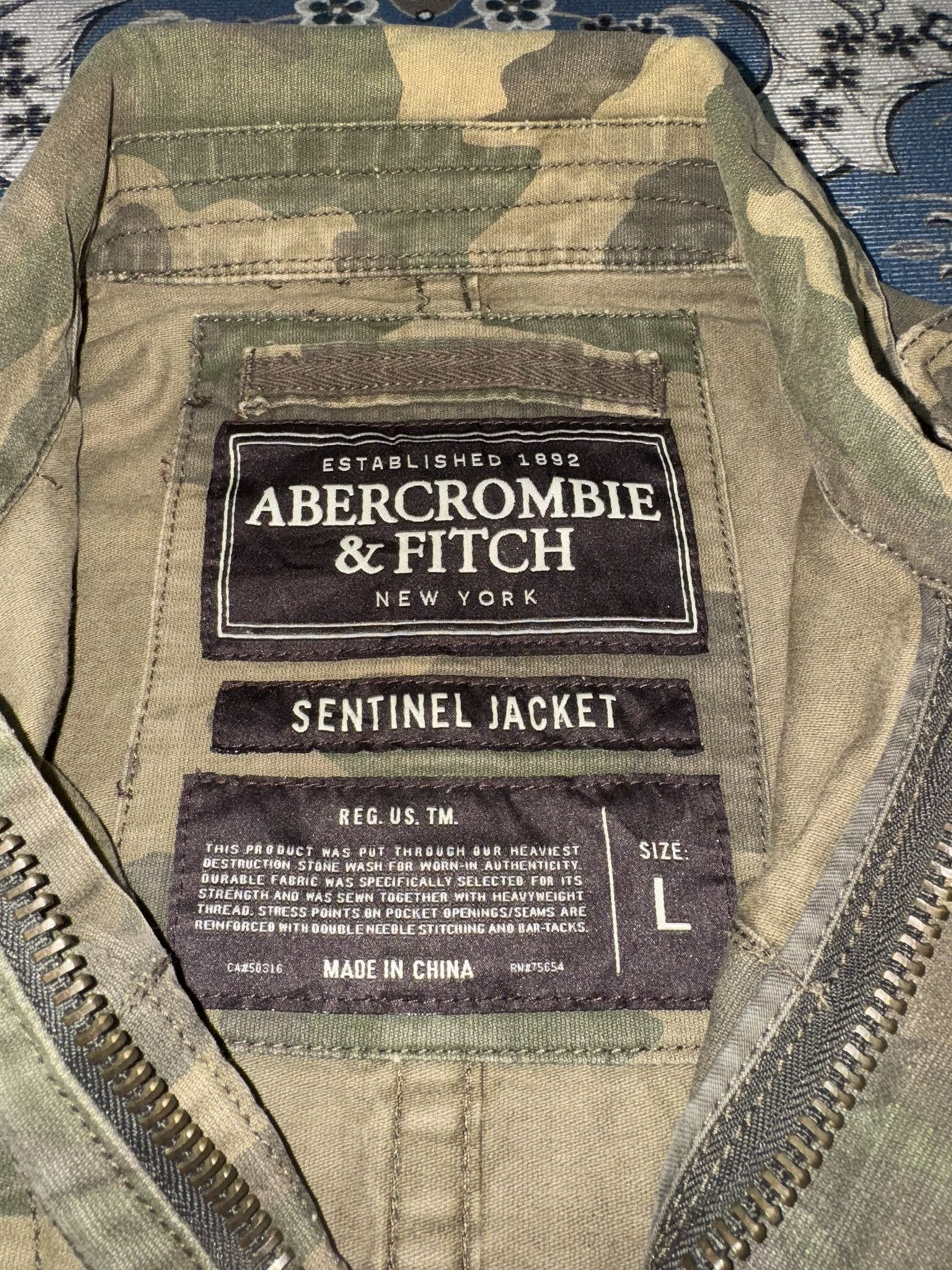 Abercrombie & Fitch × Vintage Vintage Abercrombie & Fitch Sentinel Jacket Camo Distressed Size US L / EU 52-54 / 3 - 6 Thumbnail