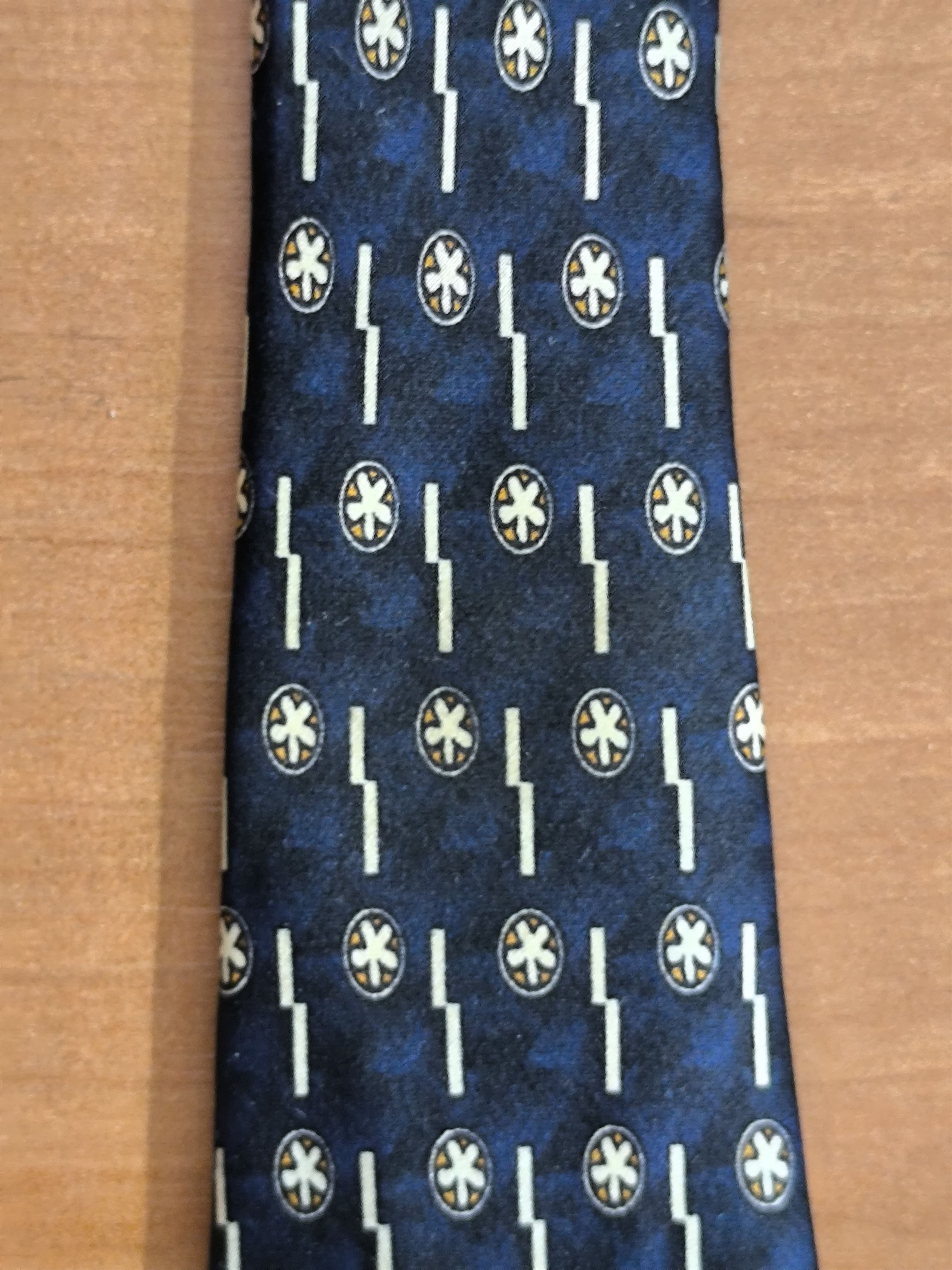 Versace Versace V2 Classic Men’s Silk Tie Blue Abstract Medusa Logo Size ONE SIZE - 16 Thumbnail