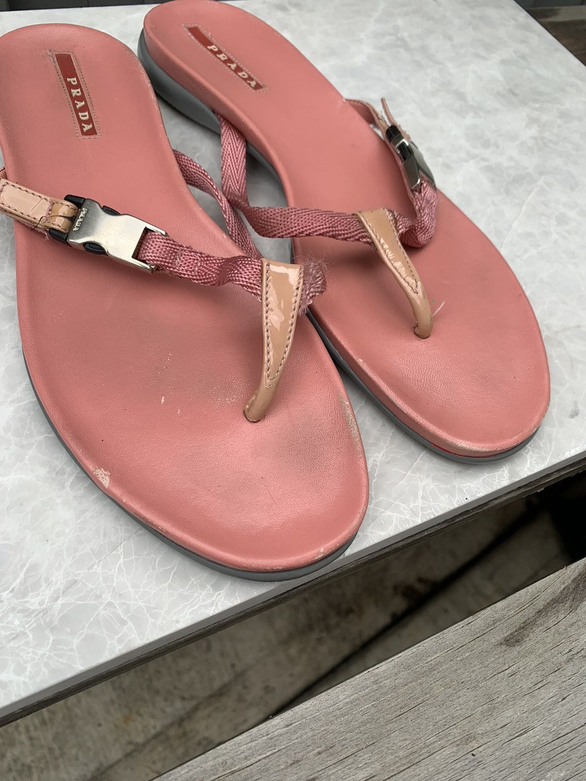 Designer × Prada Pink Prada Flip Flops Y2K 2000s Sport Thong Sandals Slip-on Size US 7.5 / IT 37.5 - 9 Thumbnail