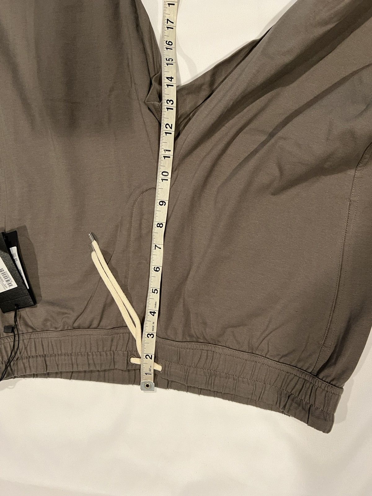 Saint Laurent Paris Saint Laurent men’s joggers. L. $650 Size US 34 / EU 50 - 6 Thumbnail